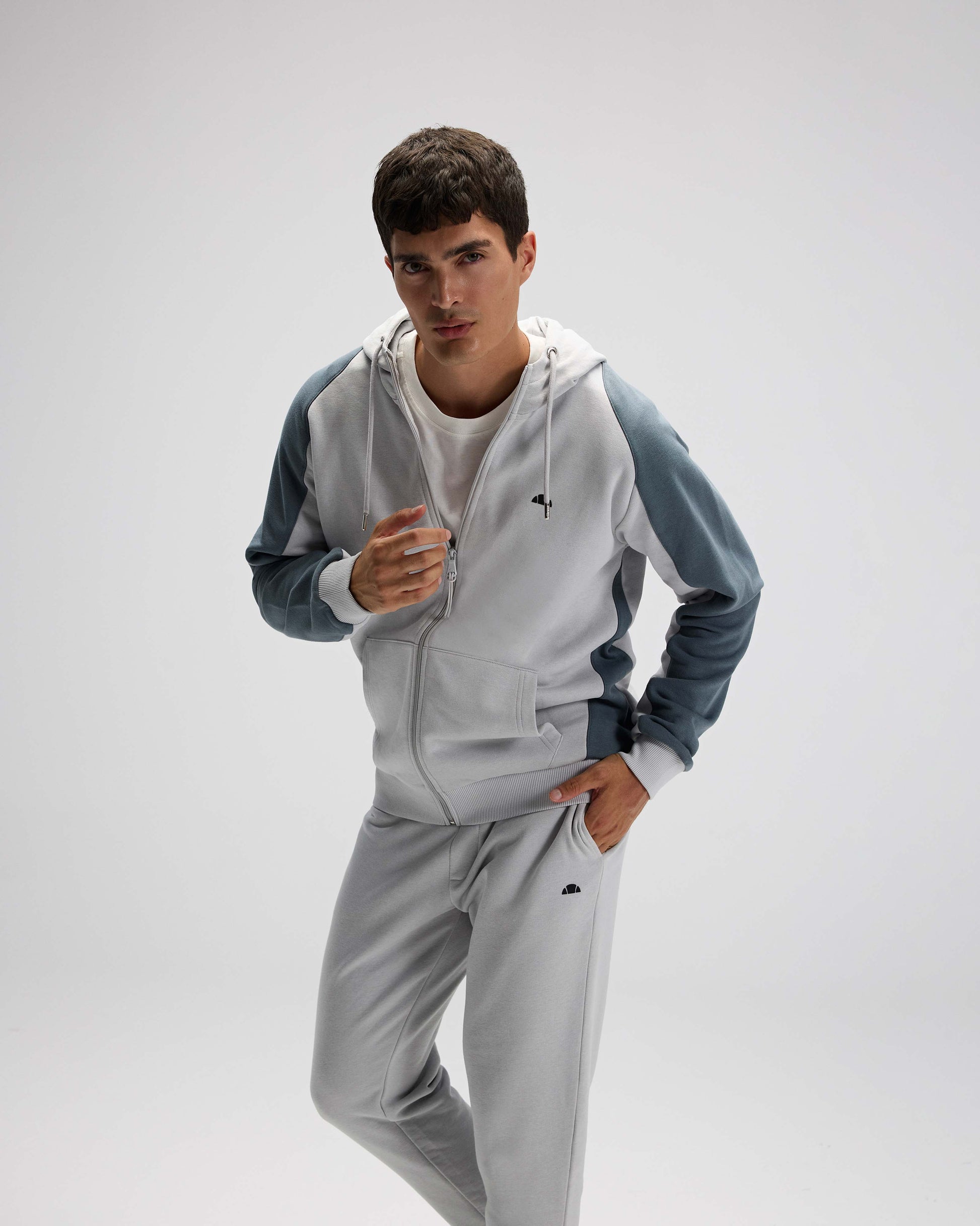 Ellesse Erkek Fermuarlı Kapüşonlu Sweat EM560-GI