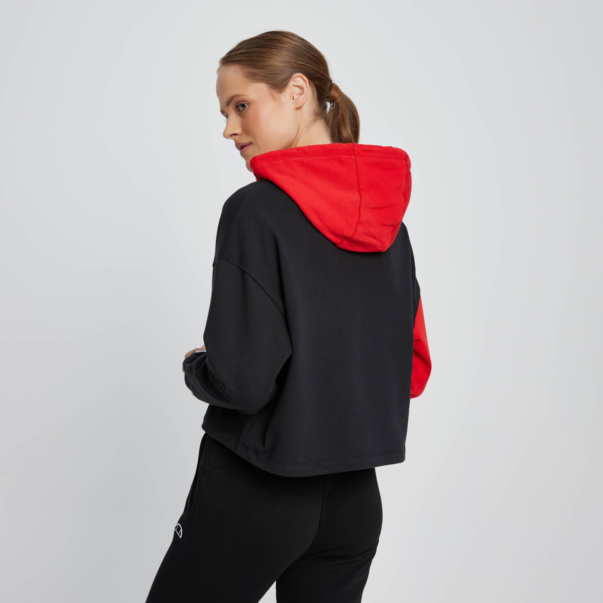 Ellesse Kadın Kapüşonlu Sweatshirt EF061-RD