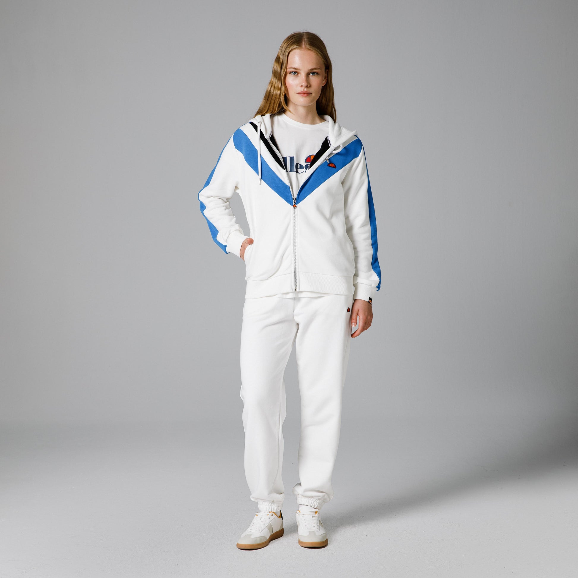 Ellesse Fermuarlı Kapüşonlu Kadın Sweat EF172-SBL