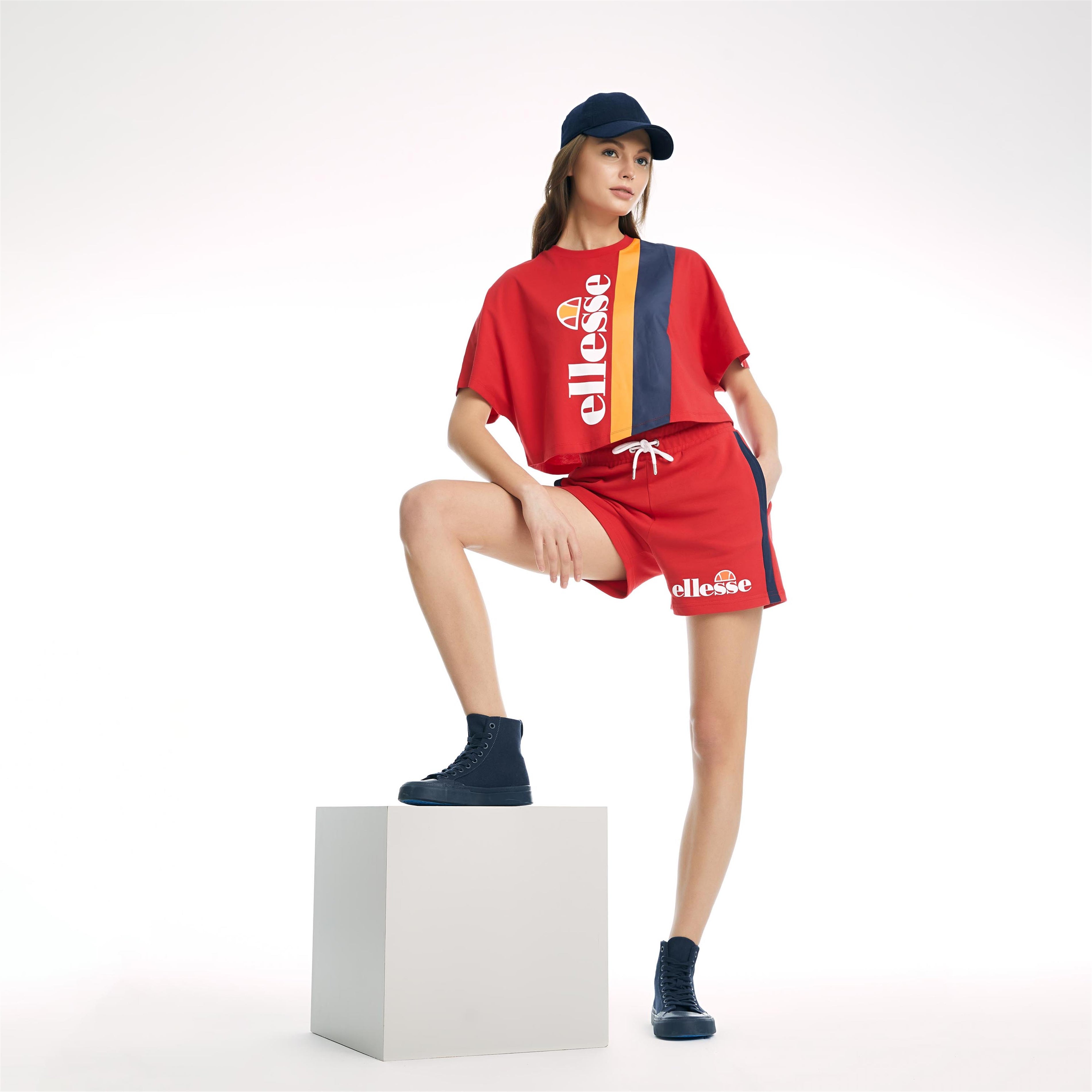 Ellesse Kadın Kırmızı Şort CF006-RD