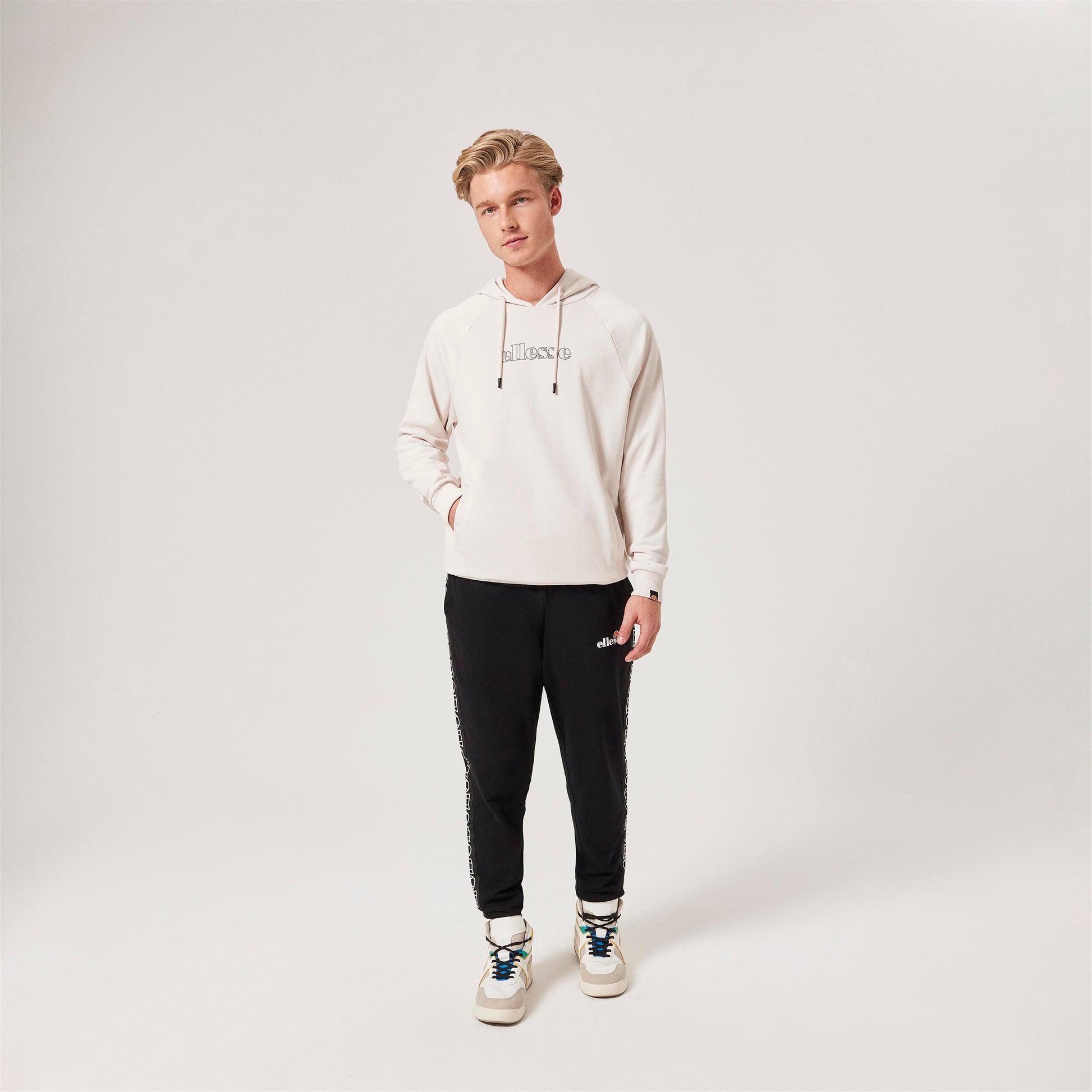 ellesse Unisex Kırık Beyaz Kapüşonlu Sweatshirt U002-OF