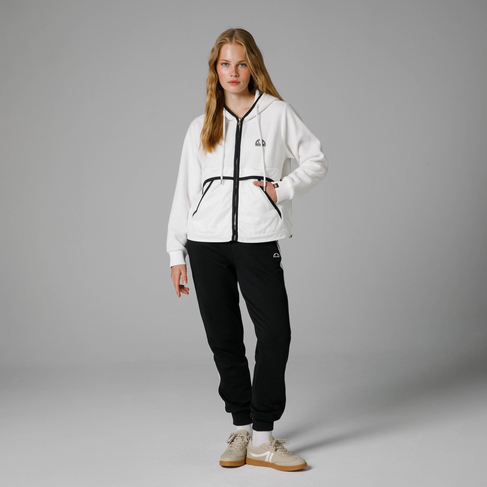 Ellesse Fermuarlı Kapüşonlu Kadın Ceket EF188-OF