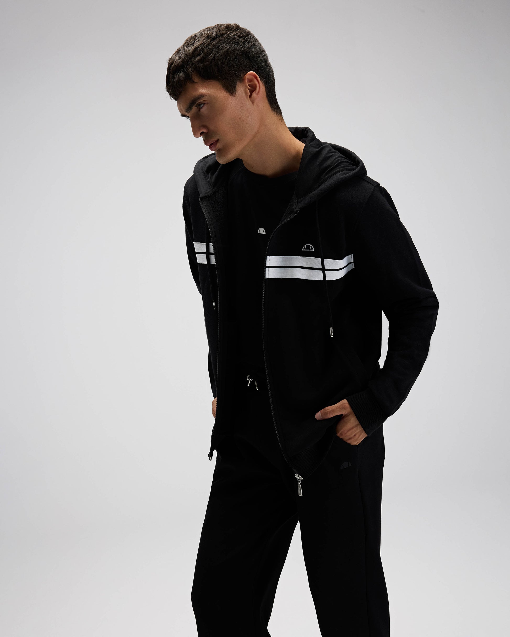 Ellesse Erkek Kapüşonlu Sweatshirt EM617-BK