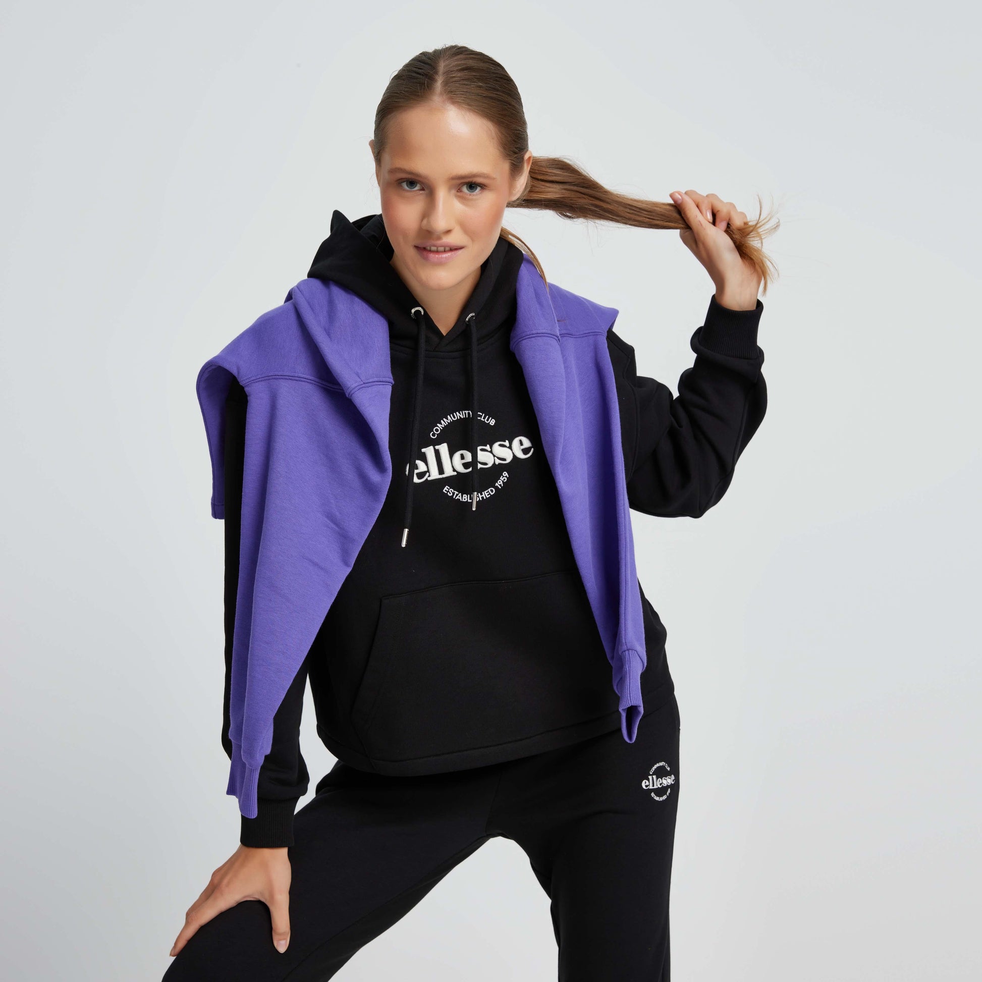 Ellesse Kadın Kapüşonlu Sweatshirt EF037-BK