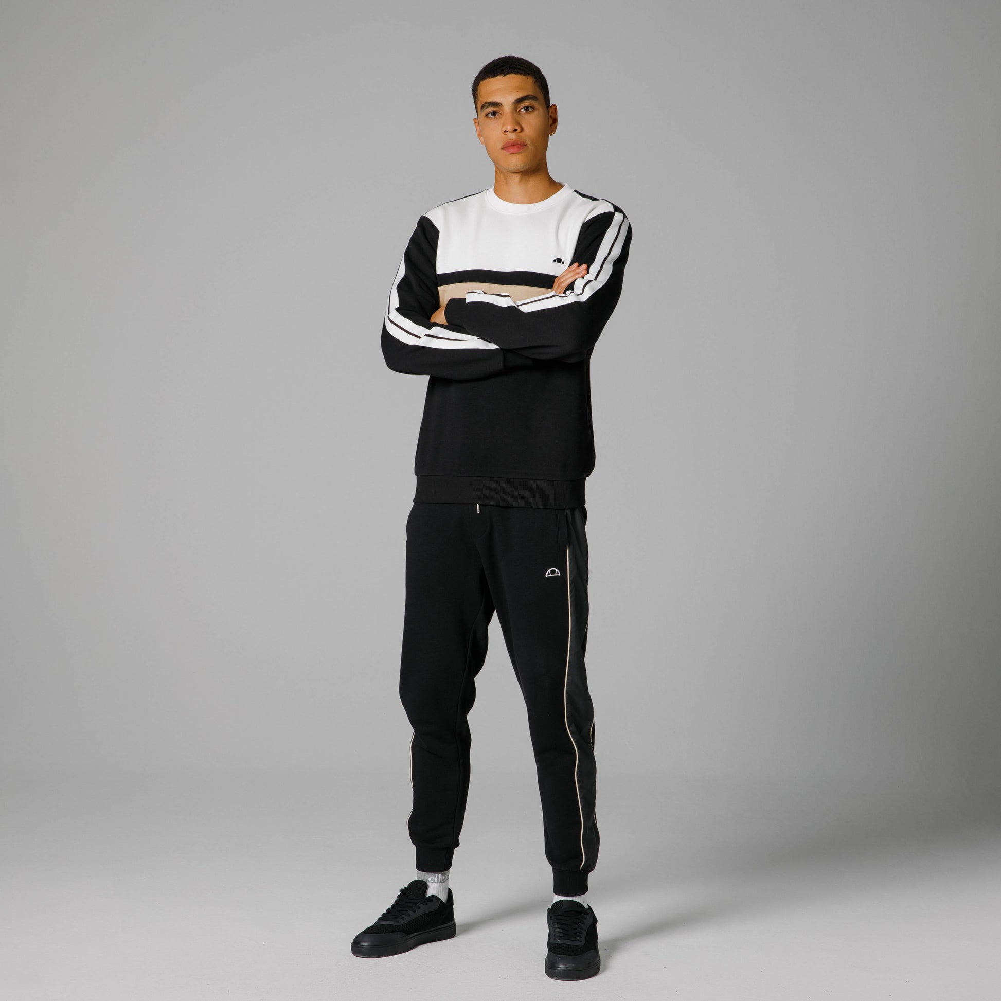 Ellesse Erkek Sweatshirt EM214-BK