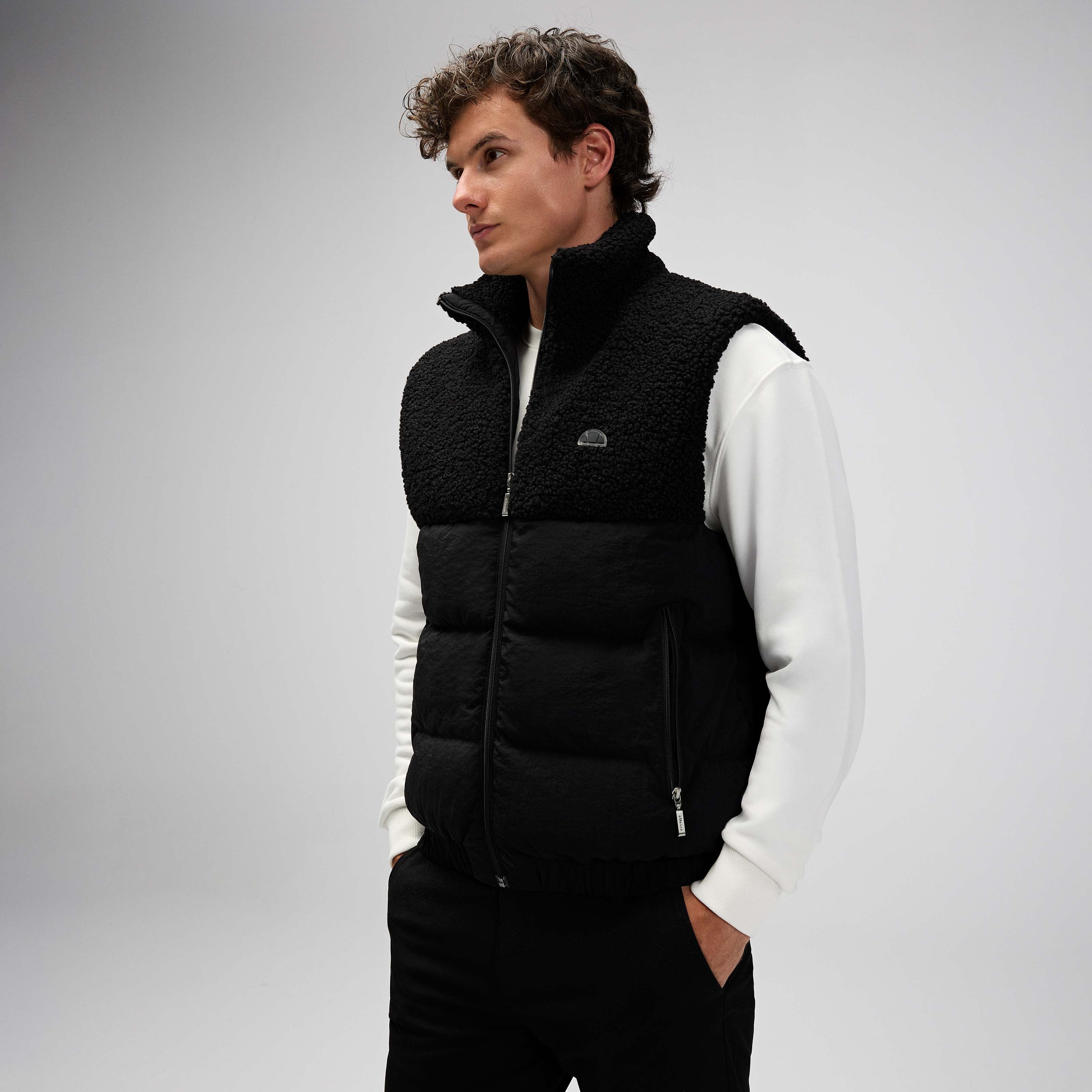 Ellesse Erkek Dolgulu Yelek EM532-BK