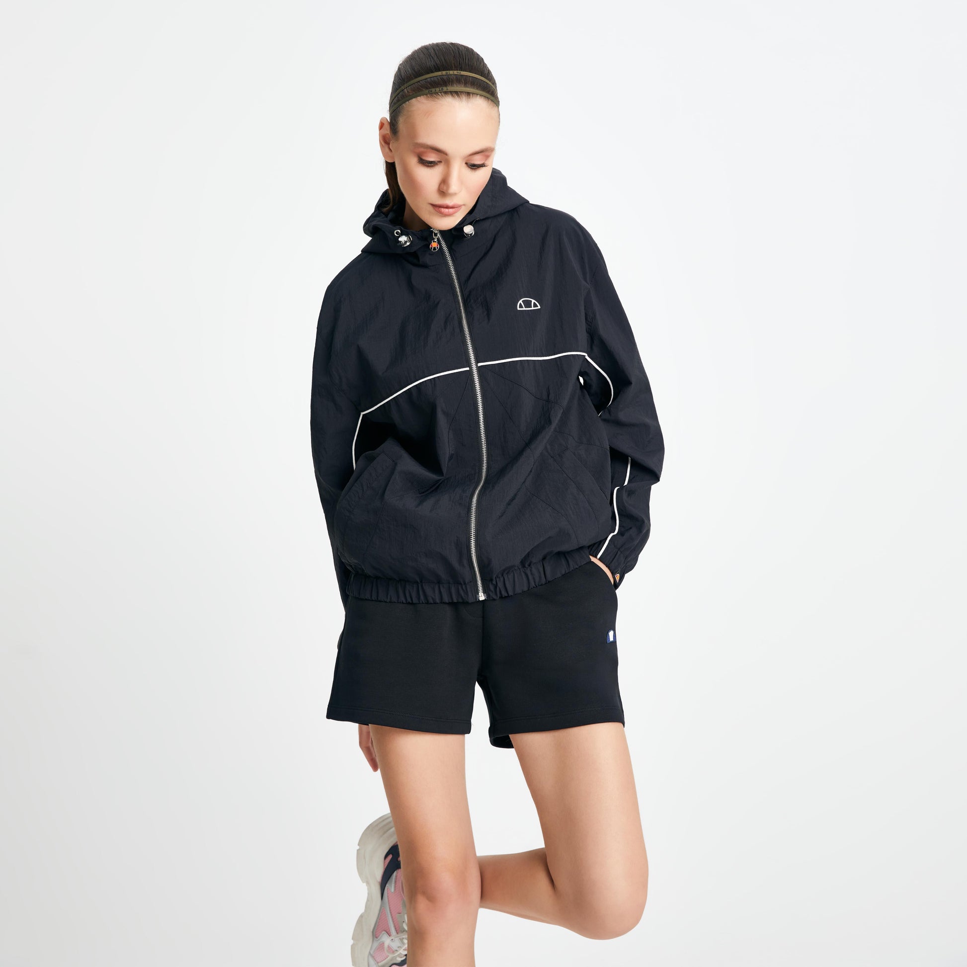 Ellesse Kadın Fermuarlı Ceket EF100-BK