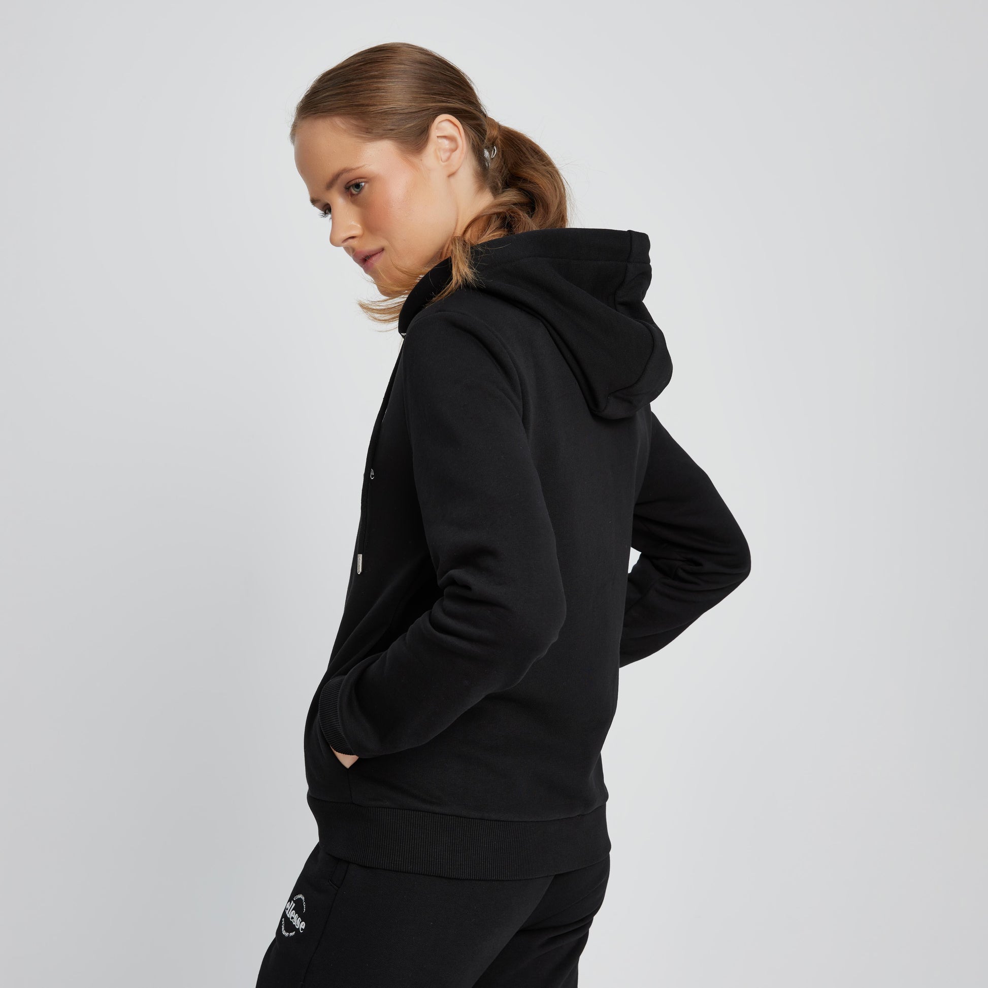 Ellesse Kadın Kapüşonlu Sweatshirt EF038-BK