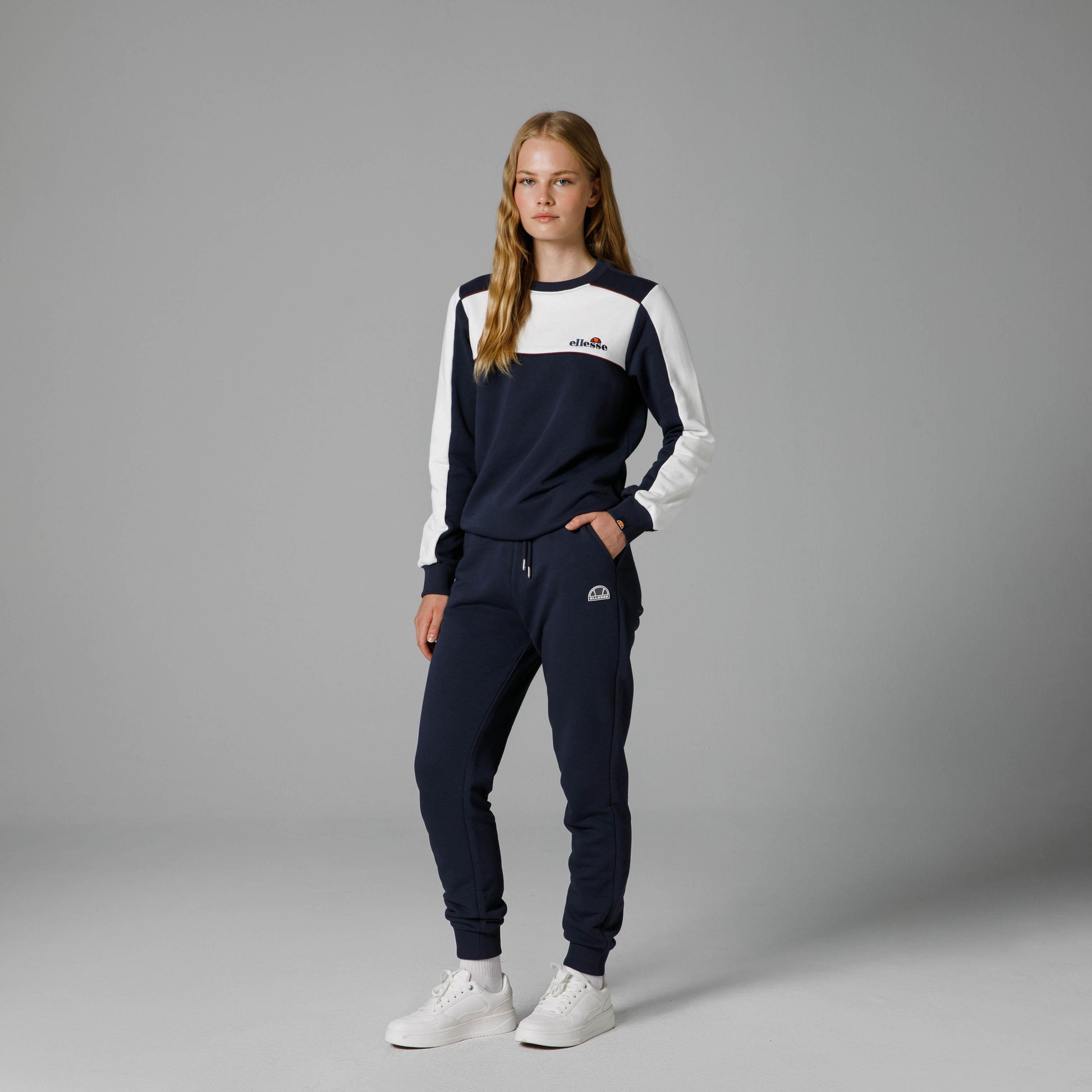 Ellesse Kadın Sweatshirt EF183-NV