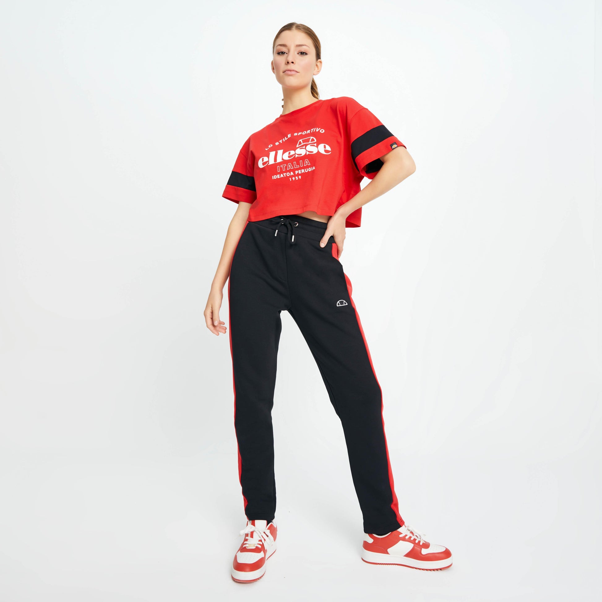 Ellesse Kadın Tişört EF143-RD