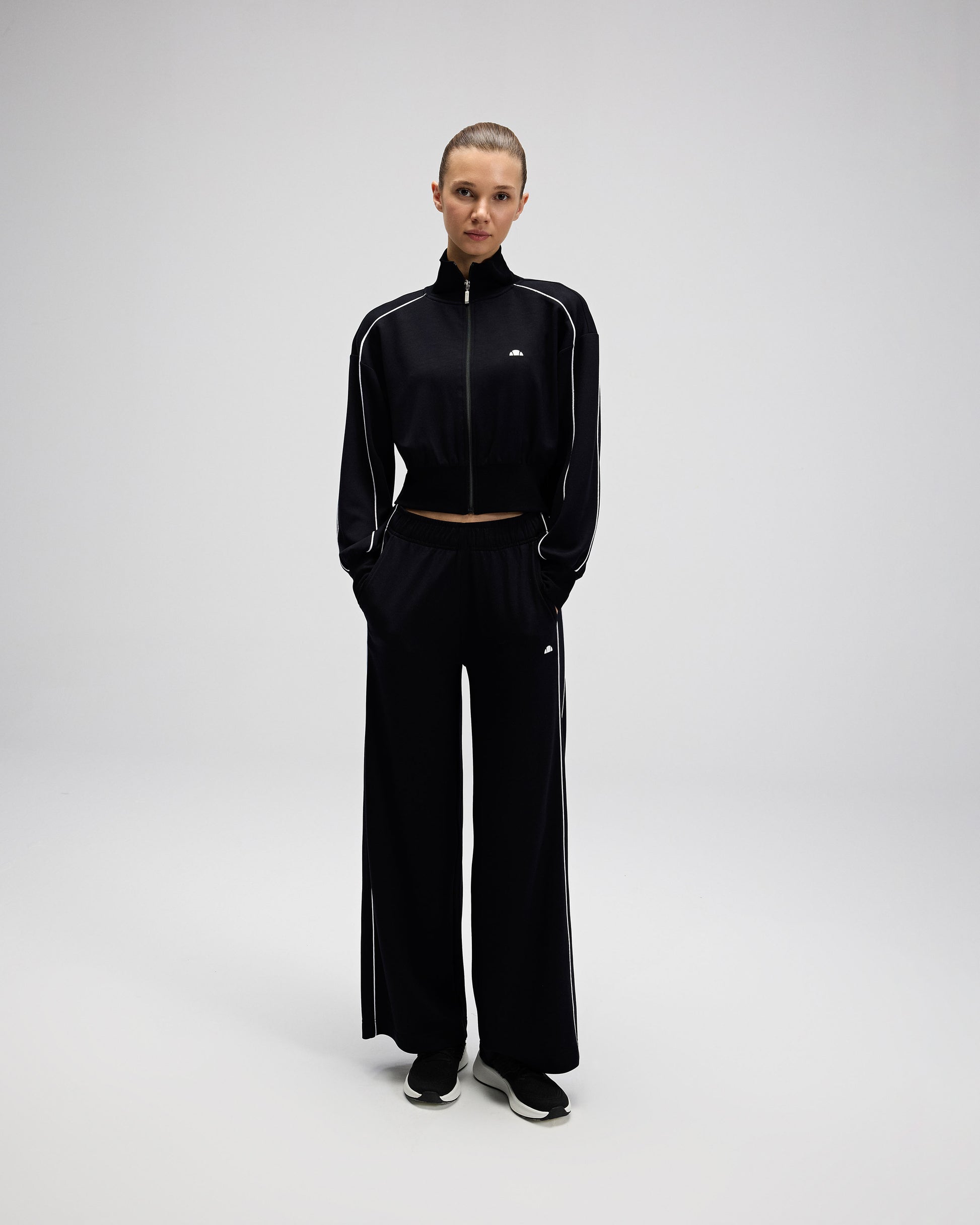 Ellesse Kadın Fermuarlı Sweat EF547-BK