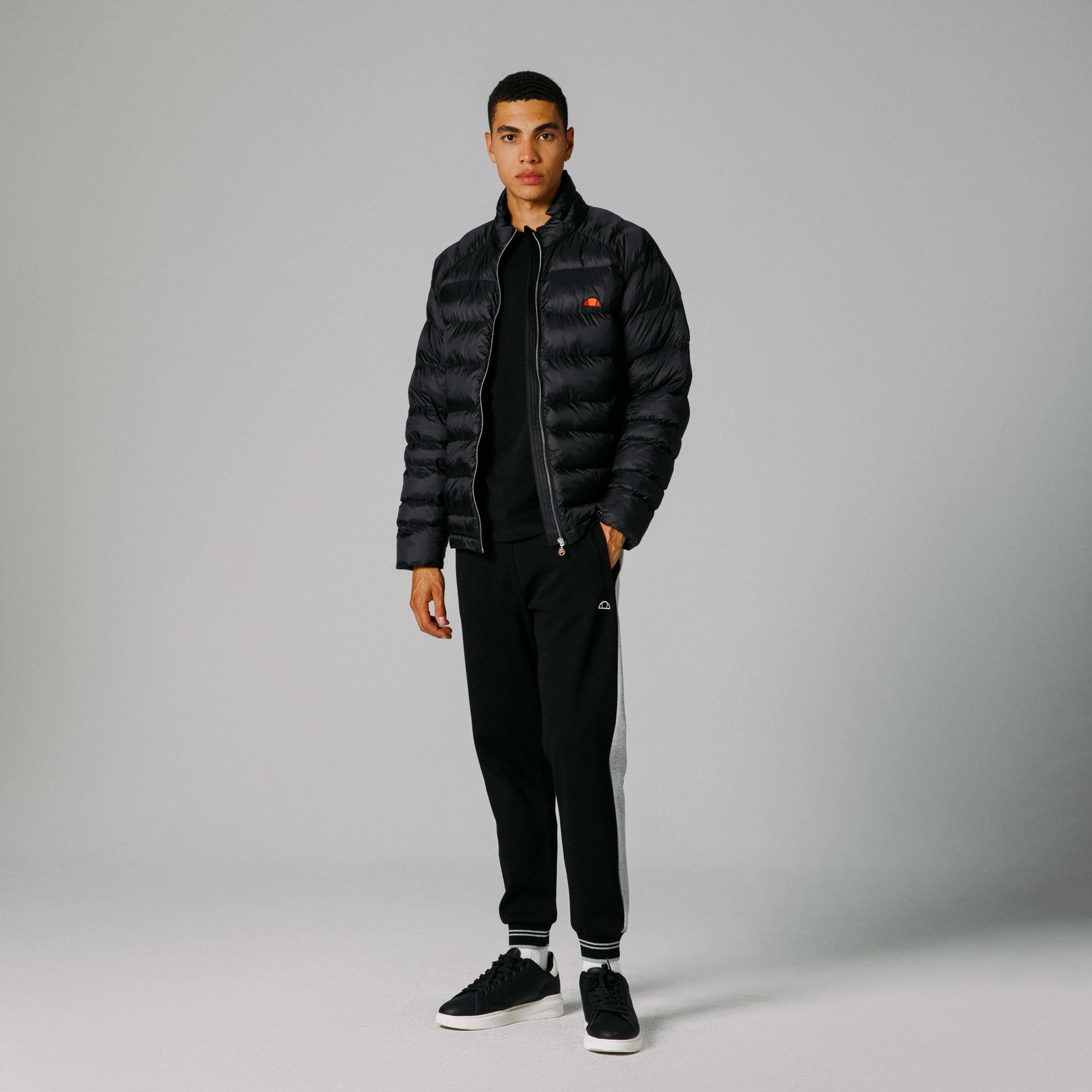 Ellesse Dolgulu Erkek Mont EM310-BK