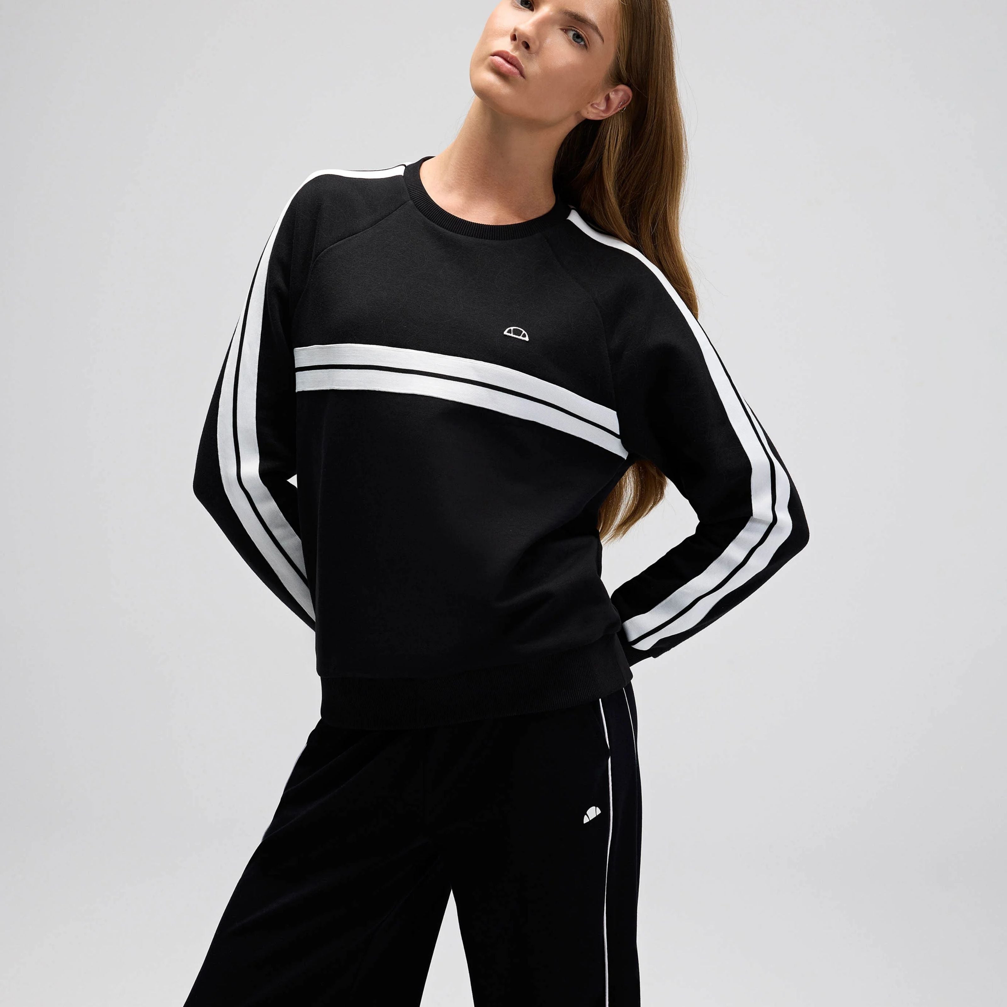 Ellesse Kadın Sweatshirt EF536-BK