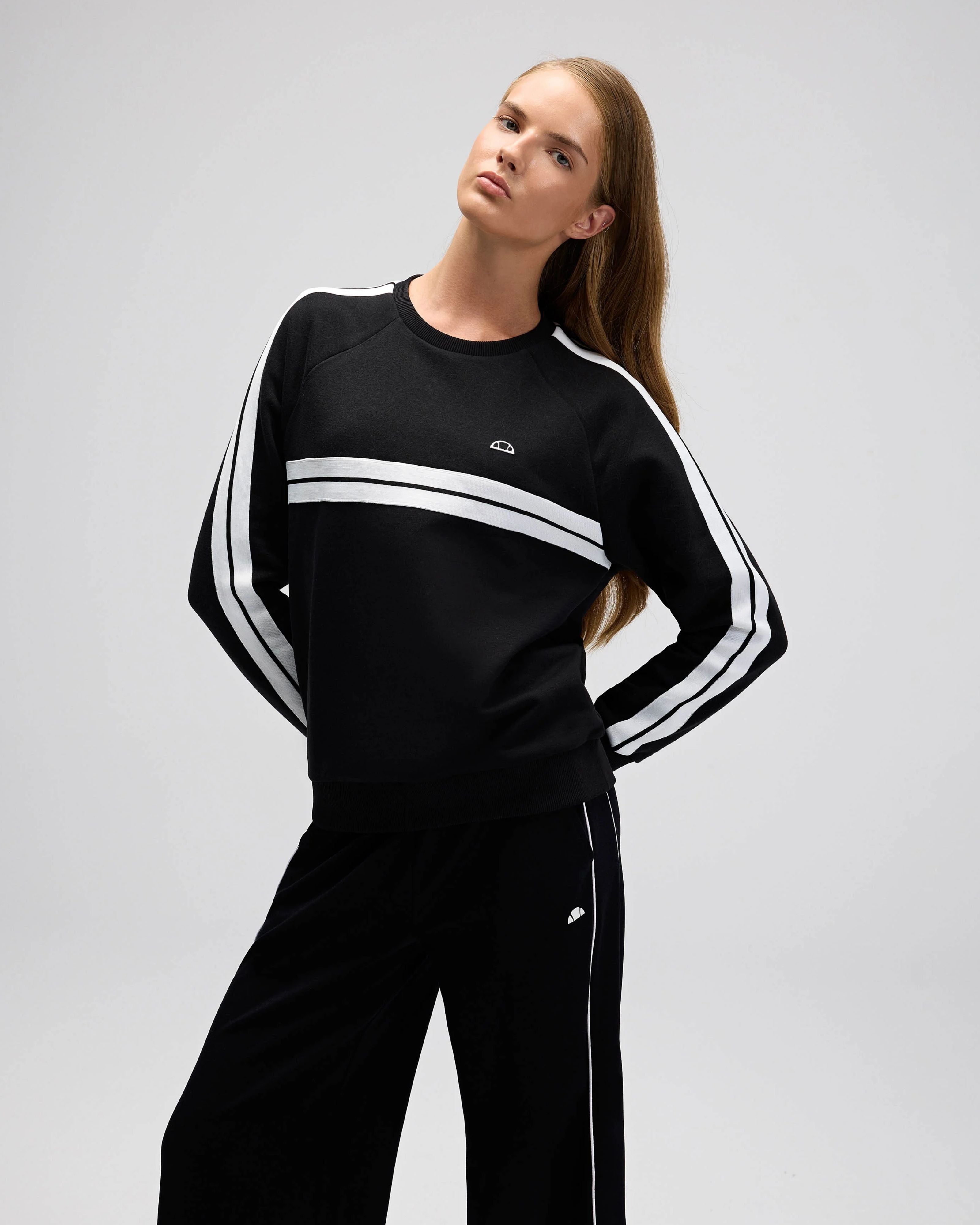 Ellesse Kadın Sweatshirt EF536-BK