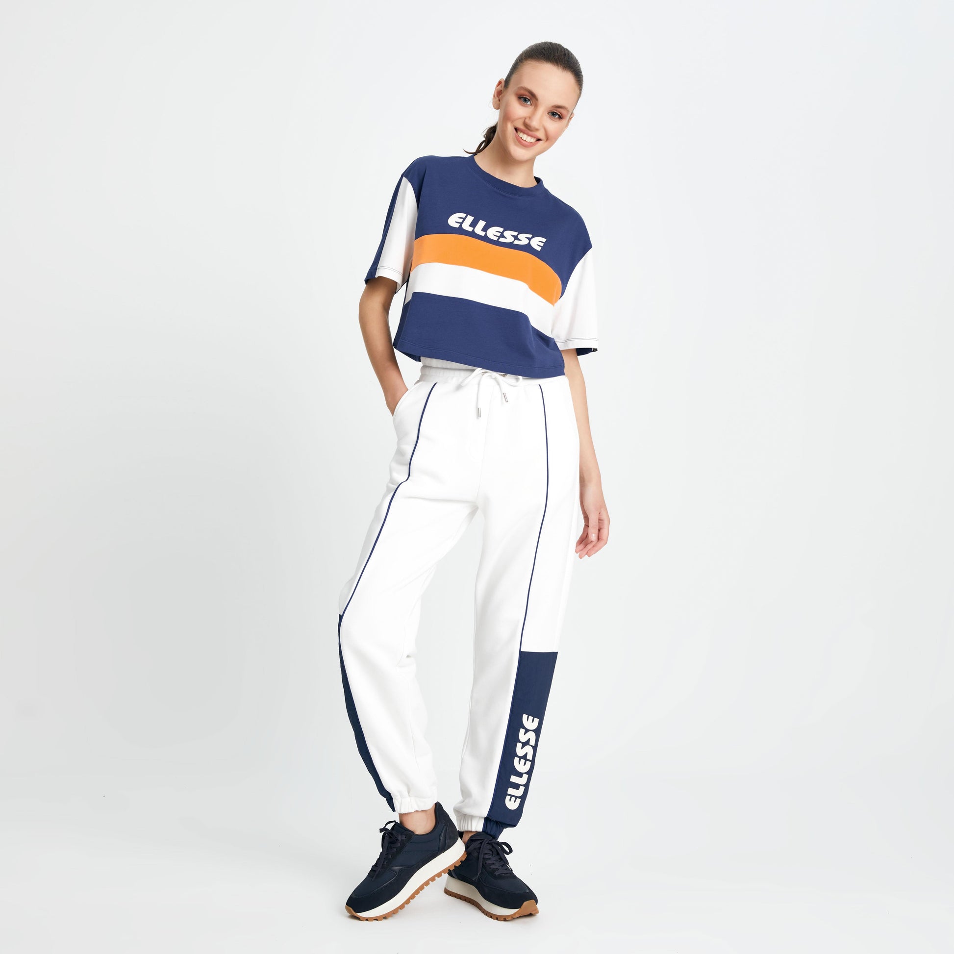 Ellesse Kadın Tişört EF128-NV