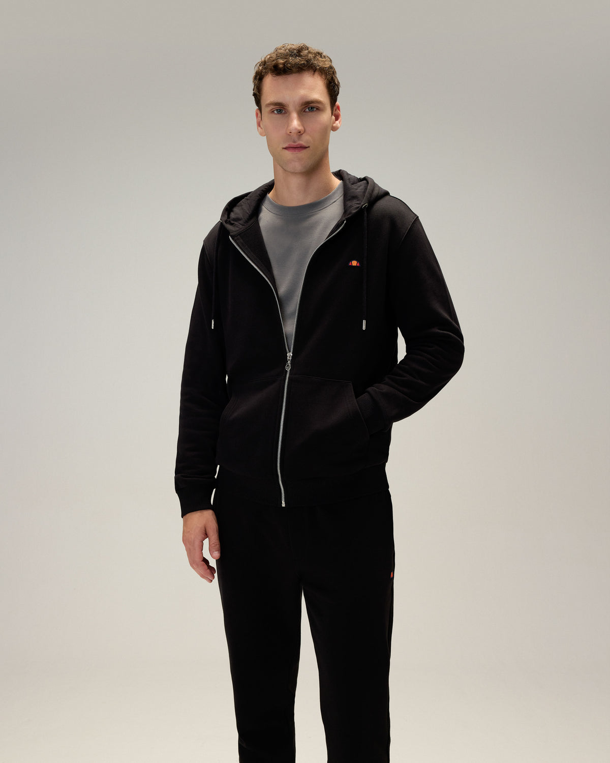 Ellesse Fermuarlı Kapüşonlu Sweatshirt 5WM2581-BK