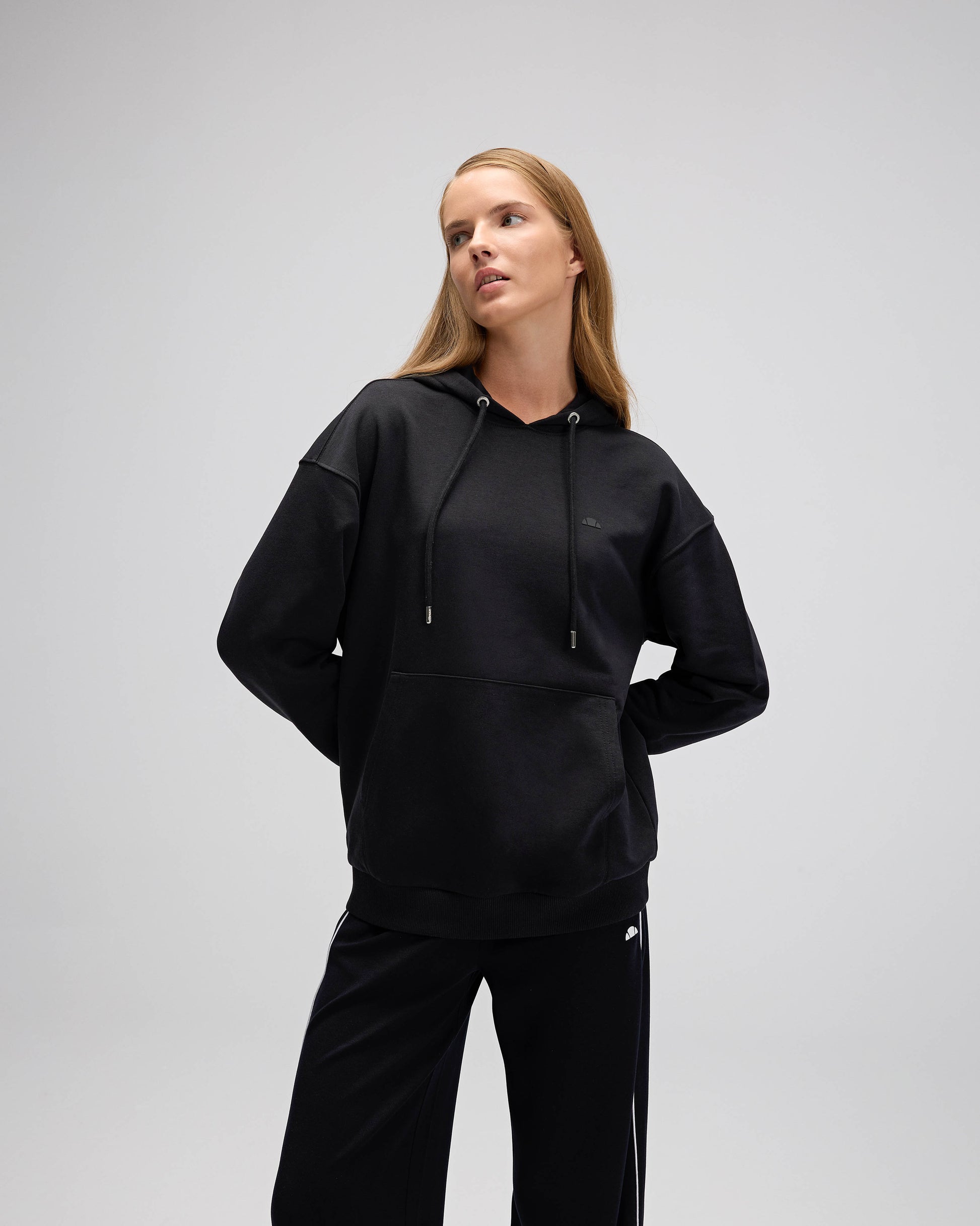 Ellesse Kadın Kapüşonlu Sweatshirt EF526-BK