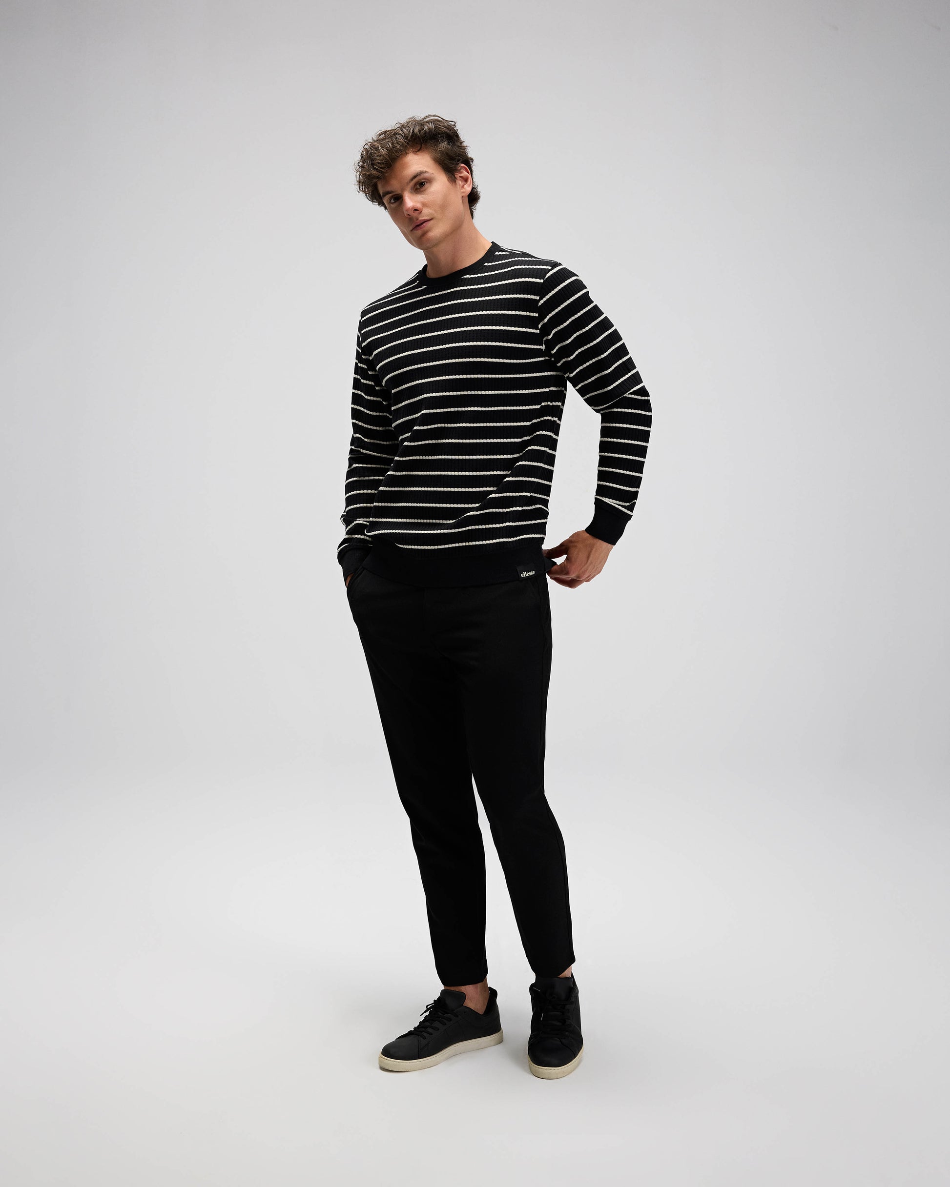 Ellesse Erkek Sweatshirt EM592-BK