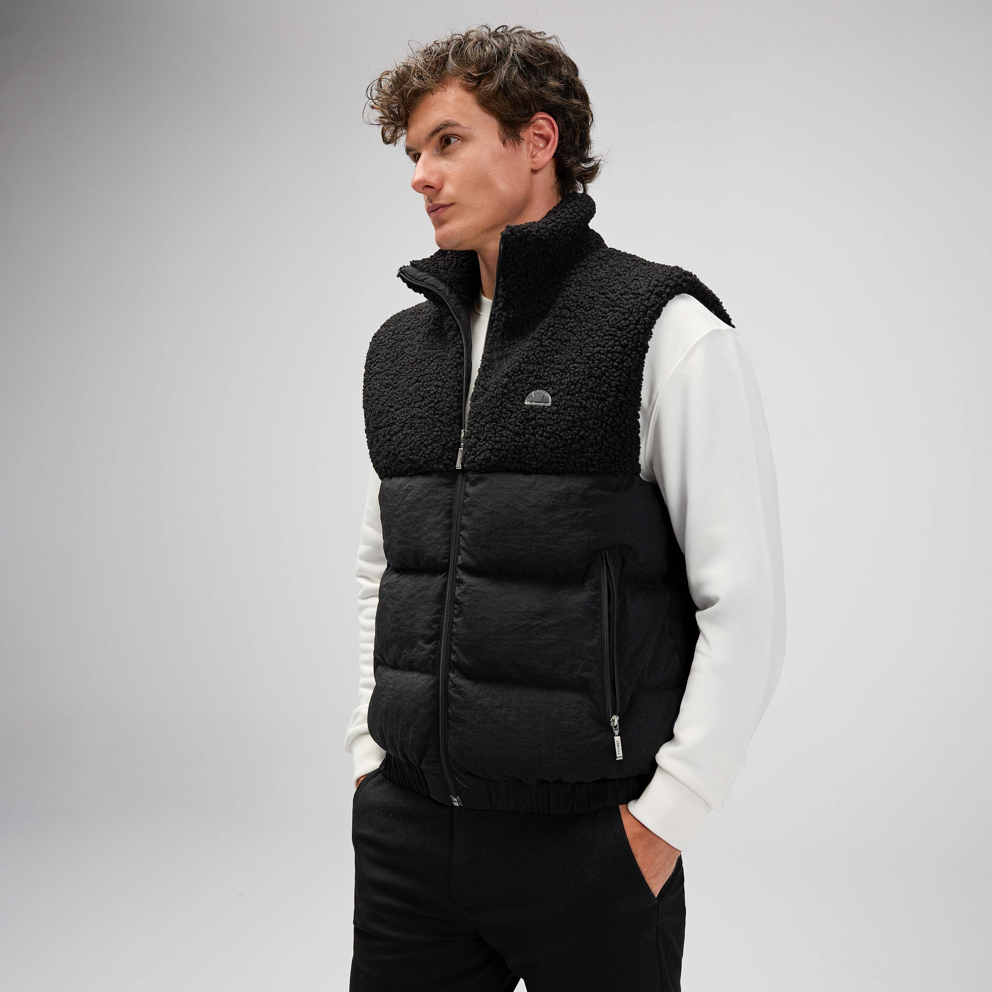 Ellesse Erkek Dolgulu Yelek EM532-BK