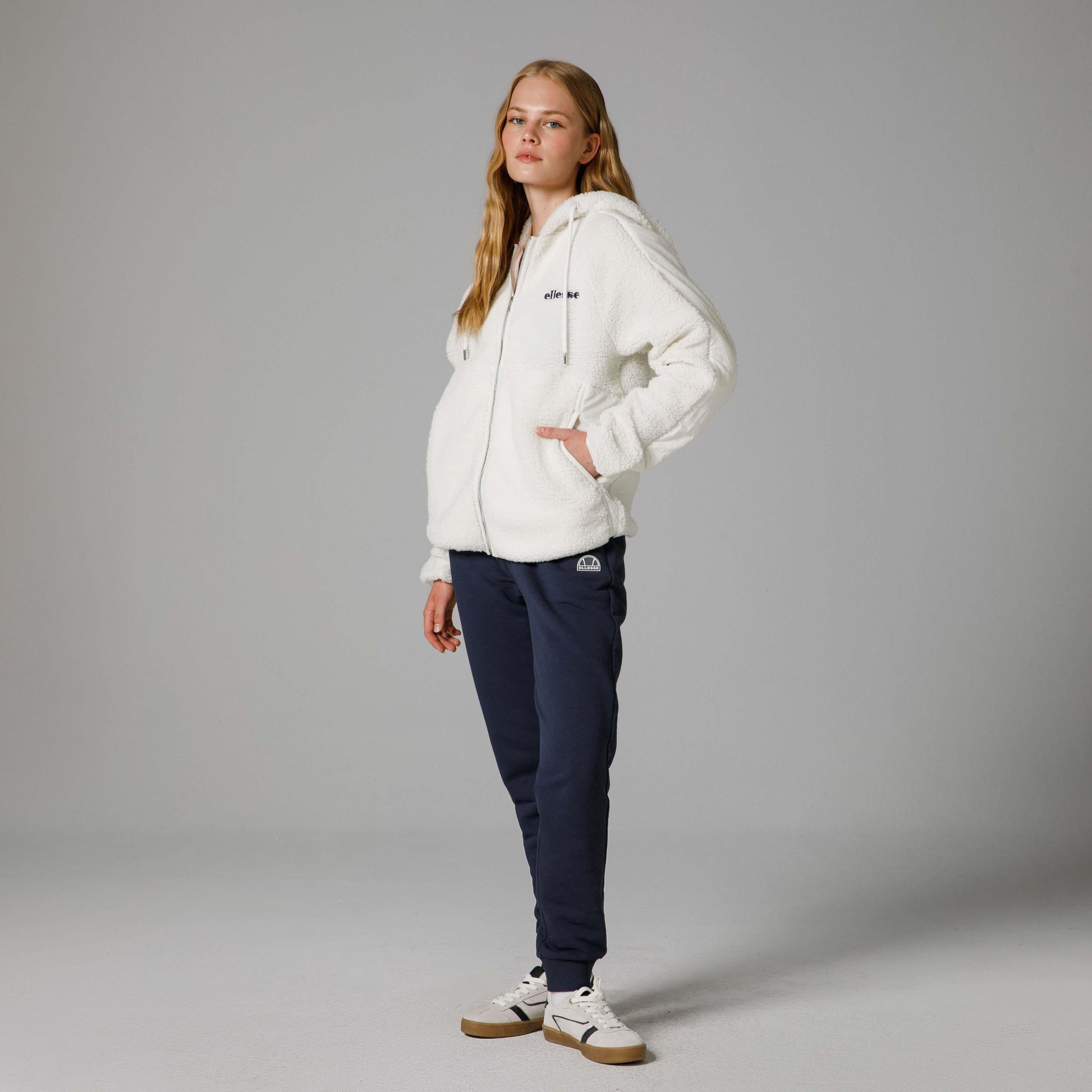 Ellesse Fermuarlı Kapüşonlu Kadın Mont EF216-OF