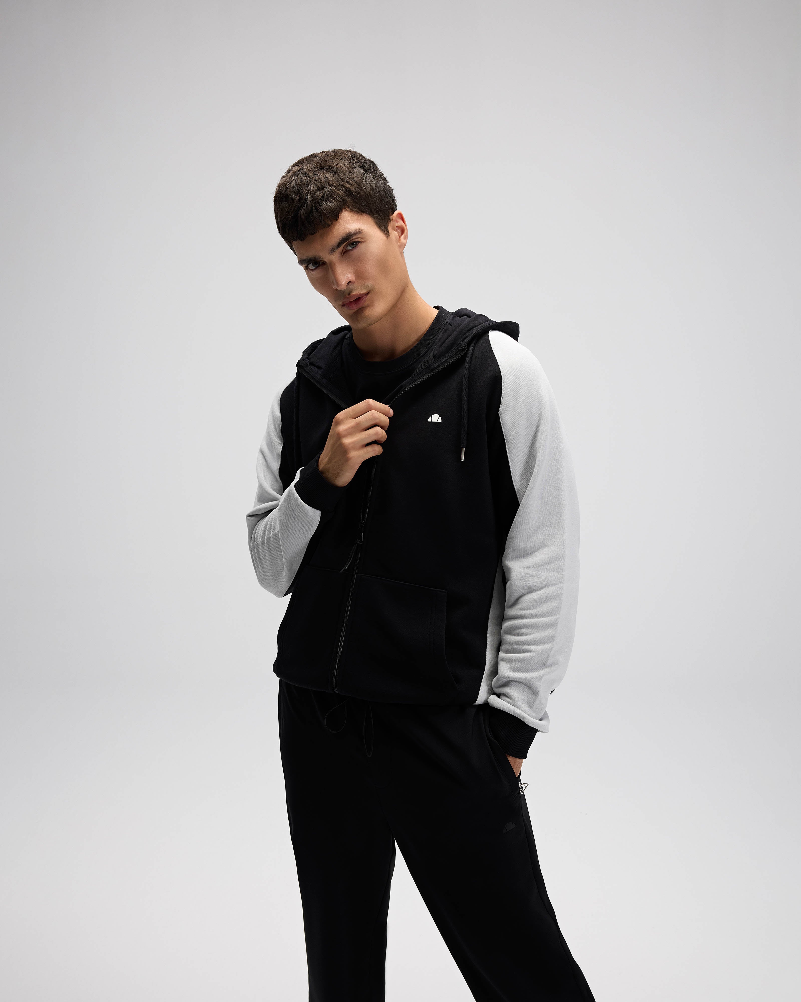 Ellesse Erkek Fermuarlı Kapüşonlu Sweat EM560-BK