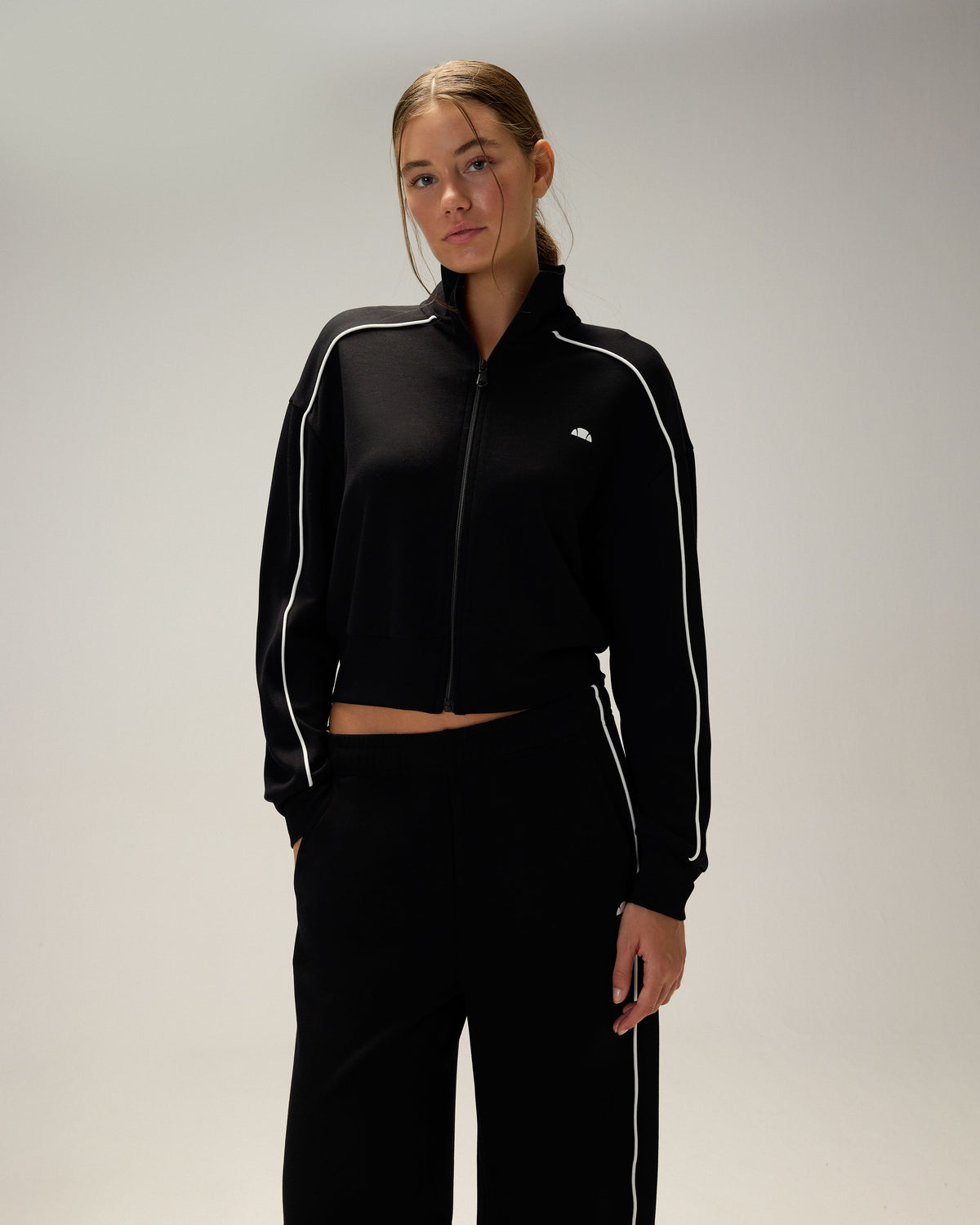 Ellesse Fermuarlı Kadın Sweatshirt 6WF1019-BK