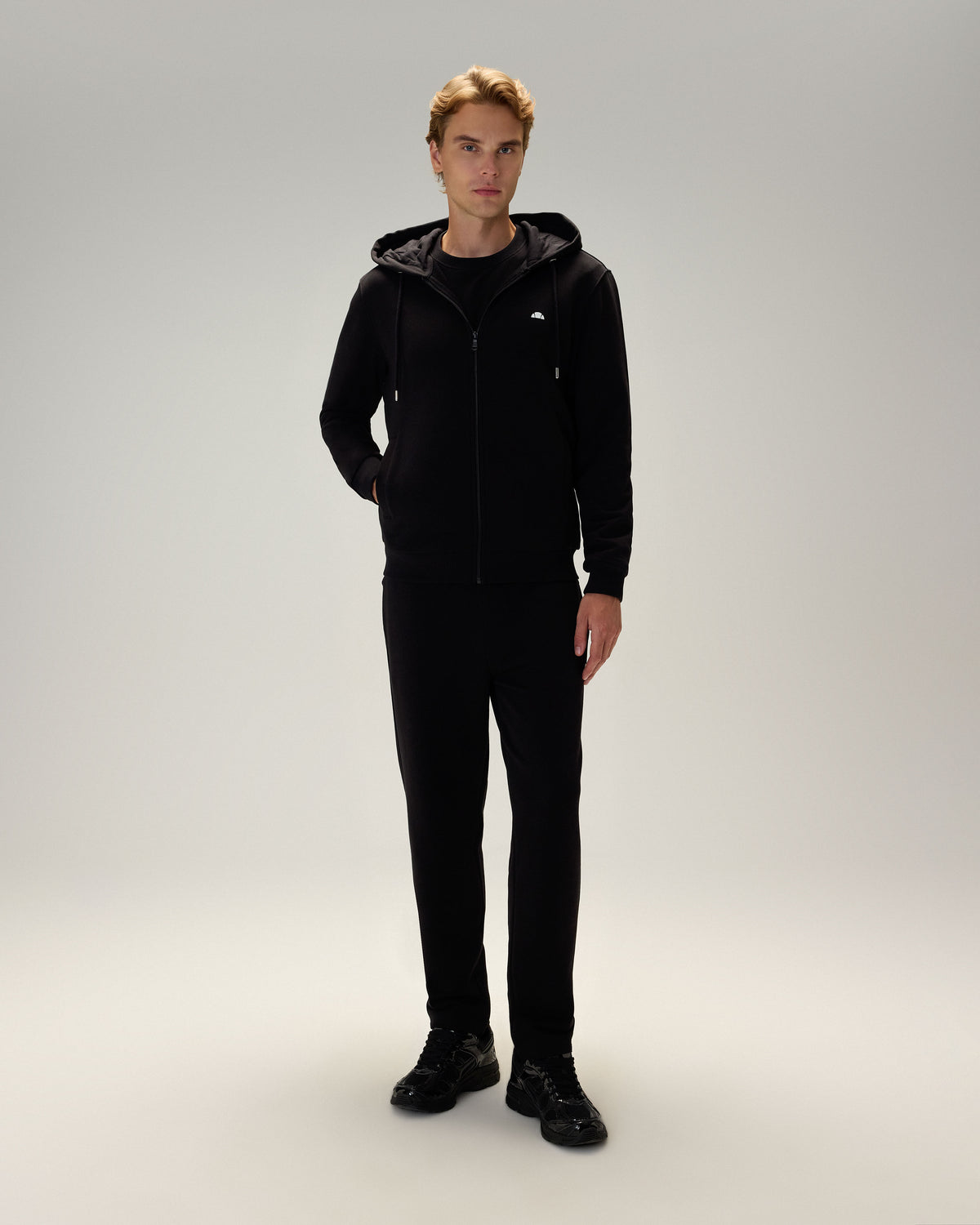 Ellesse Fermuarlı Kapüşonlu Erkek Sweatshirt 5wm1555-Bk