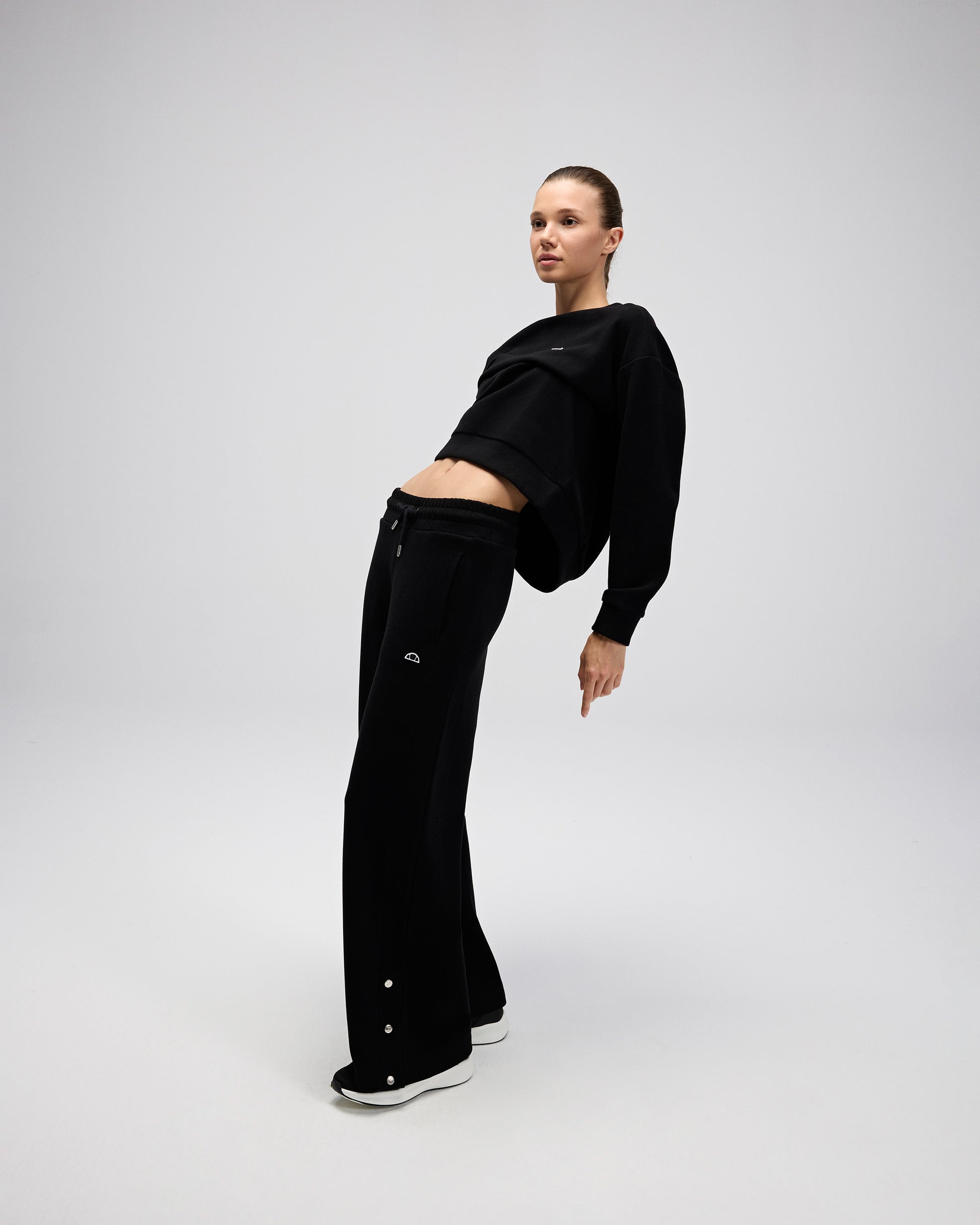 Ellesse Kadın Sweatshirt EF540-BK