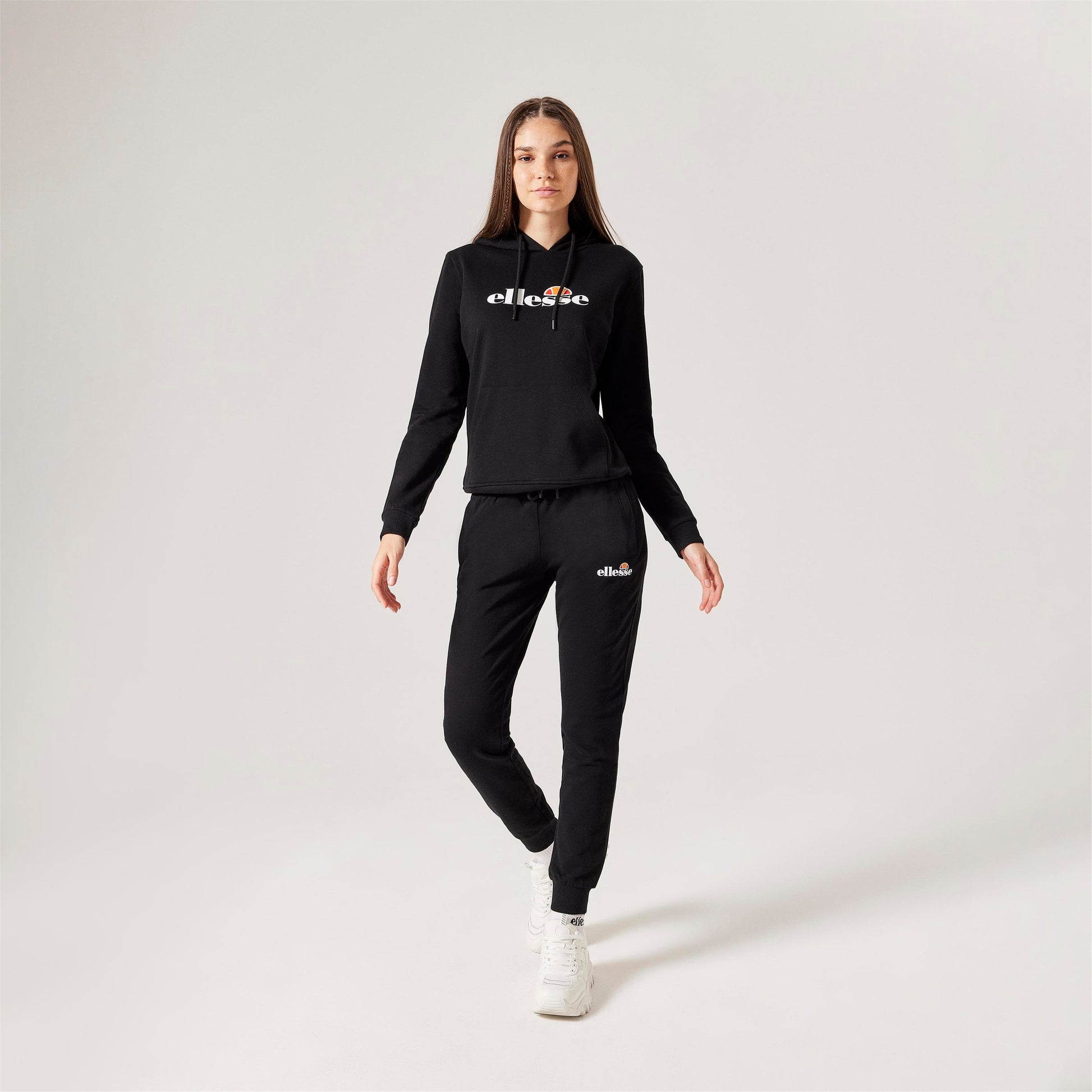 ellesse Kadın Siyah Kapüşonlu Sweatshirt F021-BK
