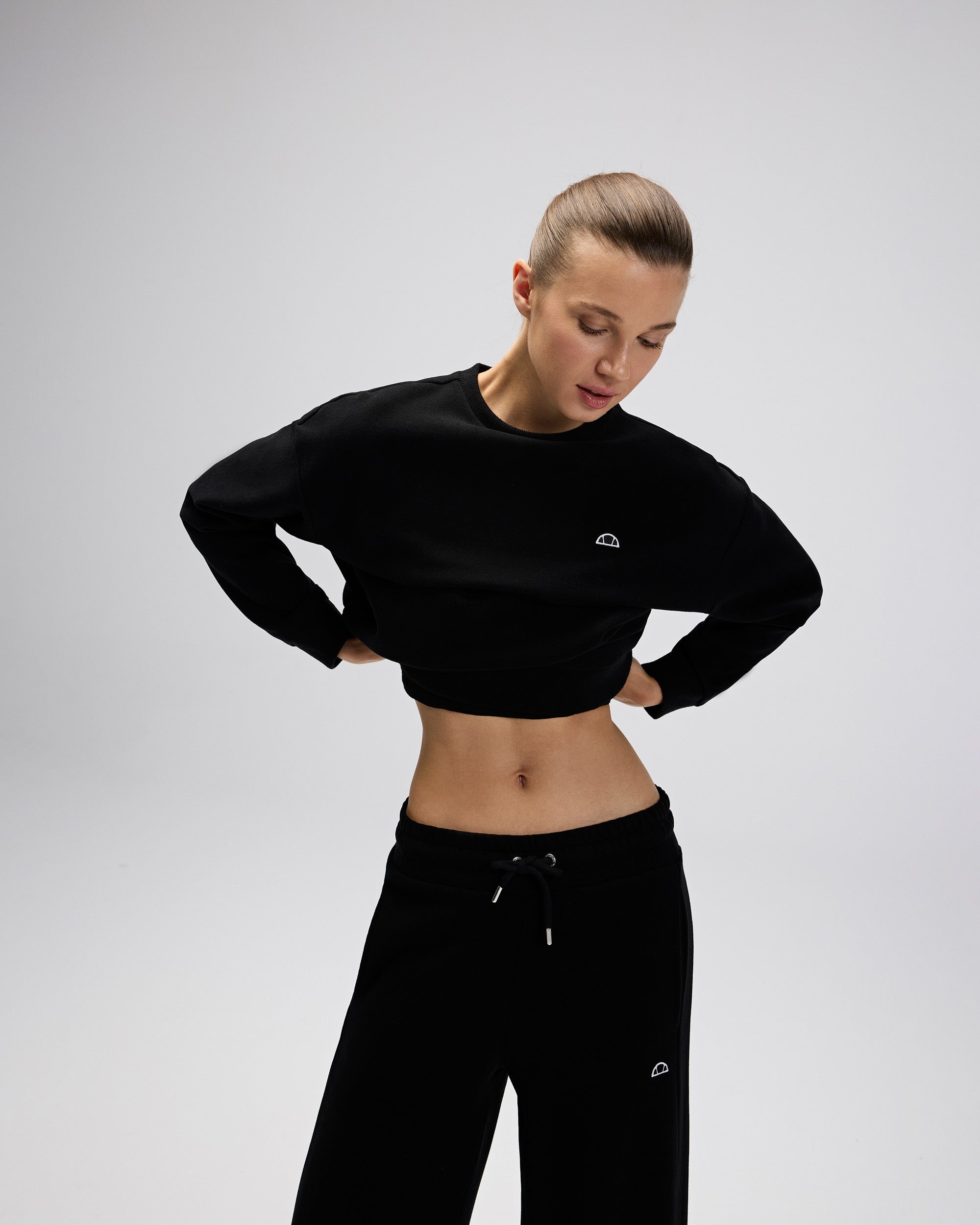 Ellesse Kadın Sweatshirt EF540-BK