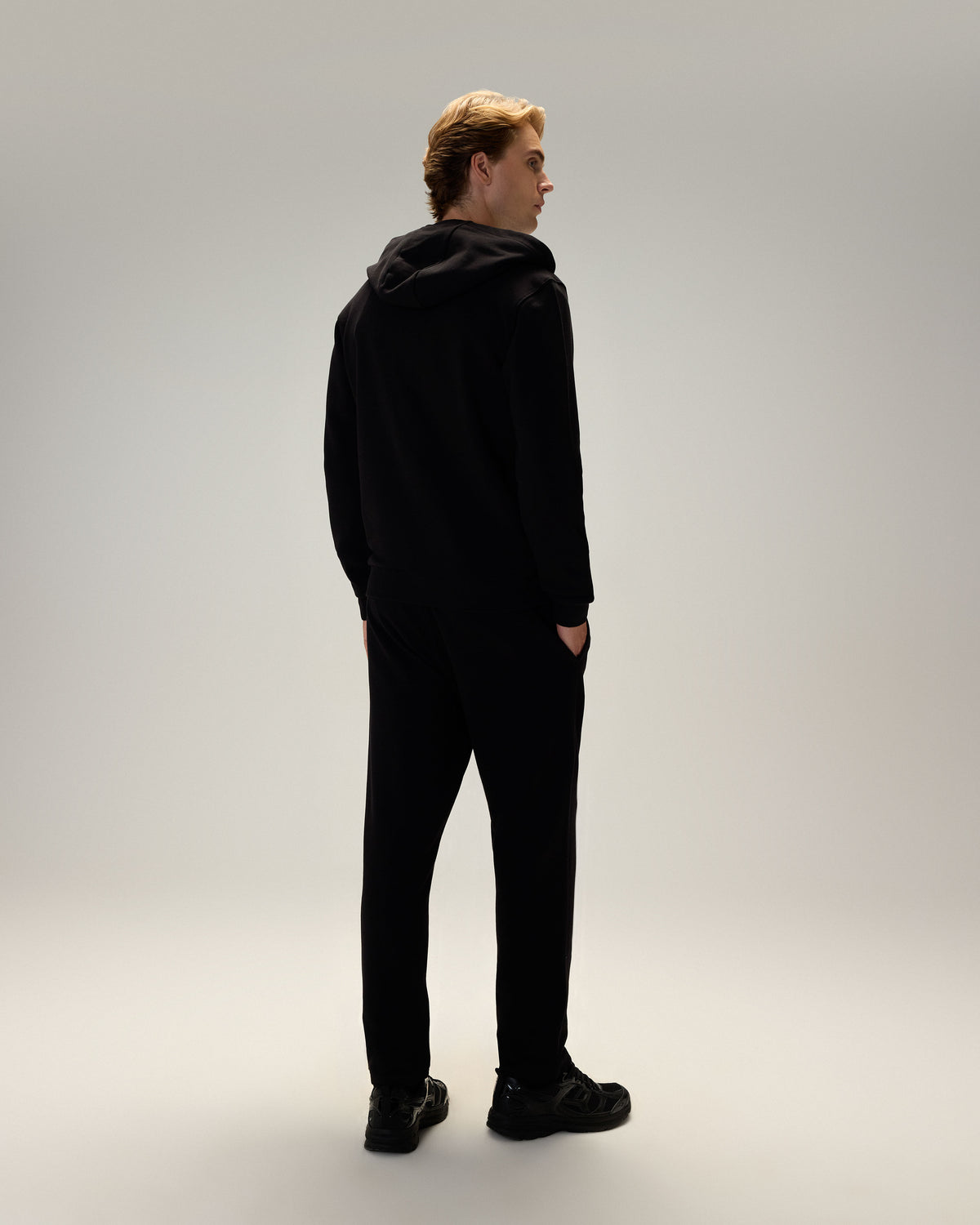 Ellesse Fermuarlı Kapüşonlu Erkek Sweatshirt 5wm1555-Bk