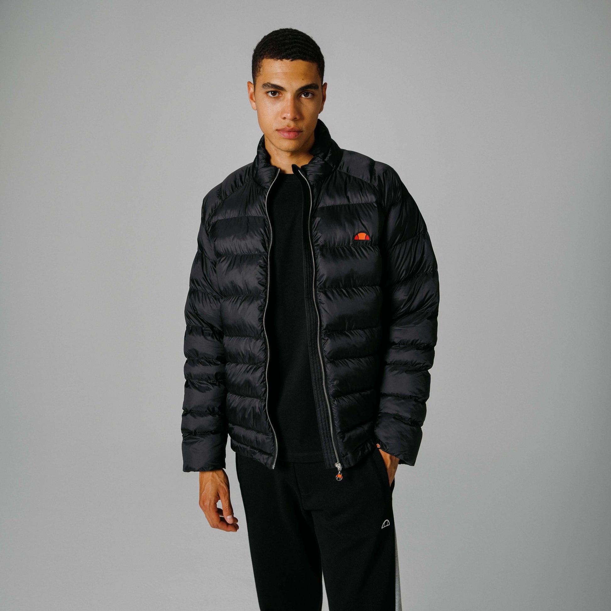 Ellesse Dolgulu Erkek Mont EM310-BK
