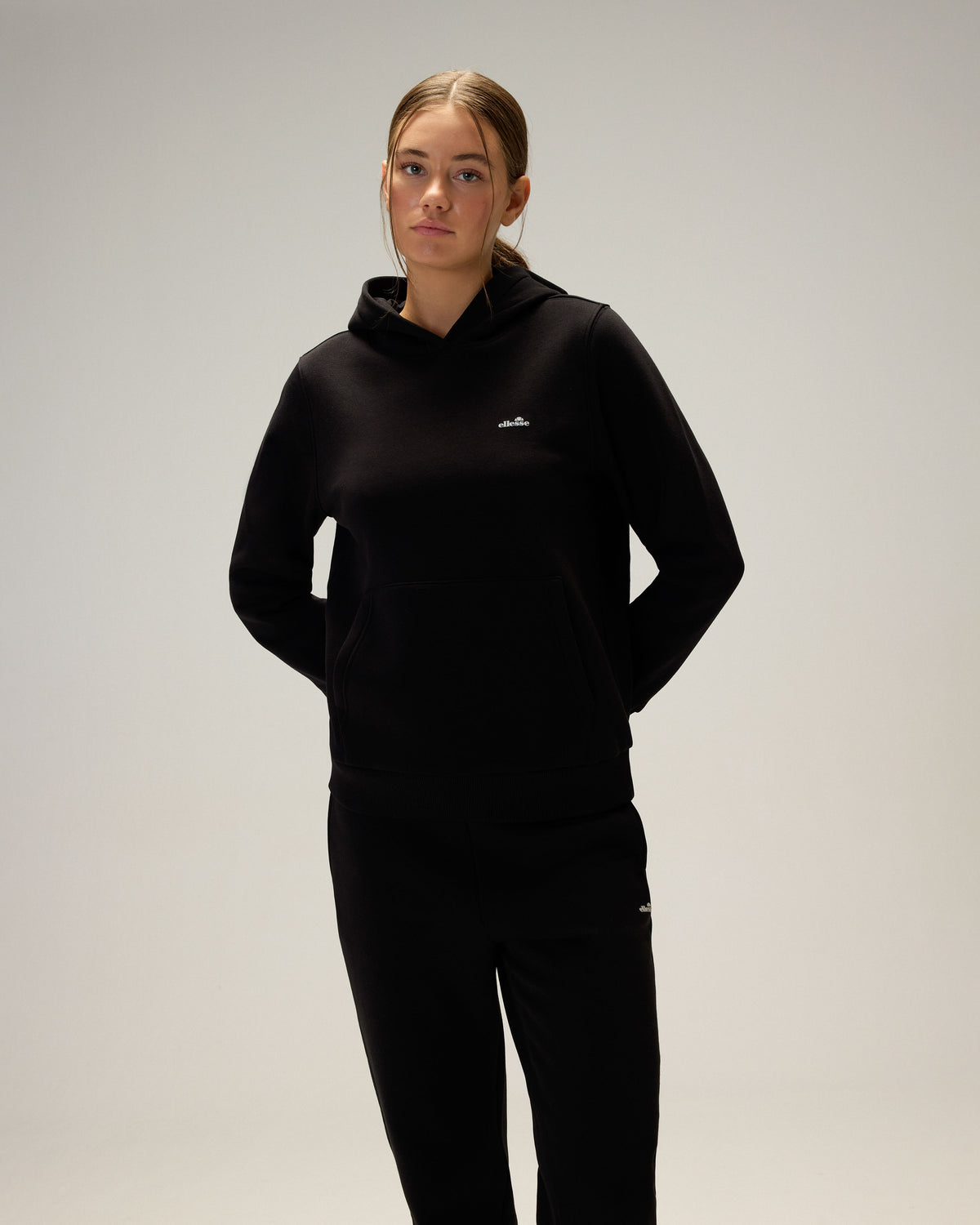 Ellesse Kapüşonlu Kadın Sweatshirt 6WF2004-BK