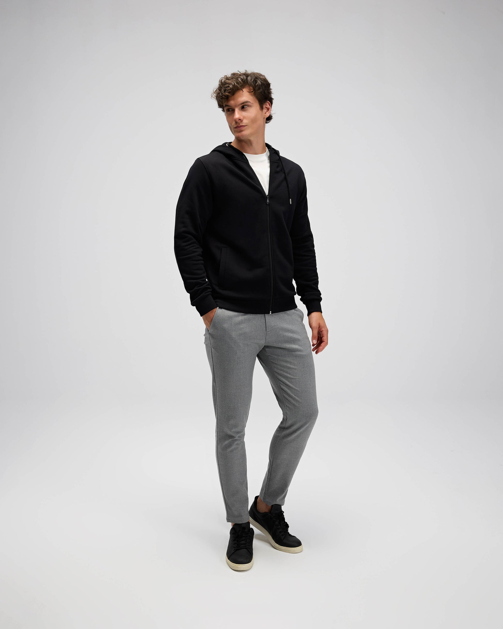 Ellesse Erkek Fermuarlı Kapüşonlu Sweat EM555-BK