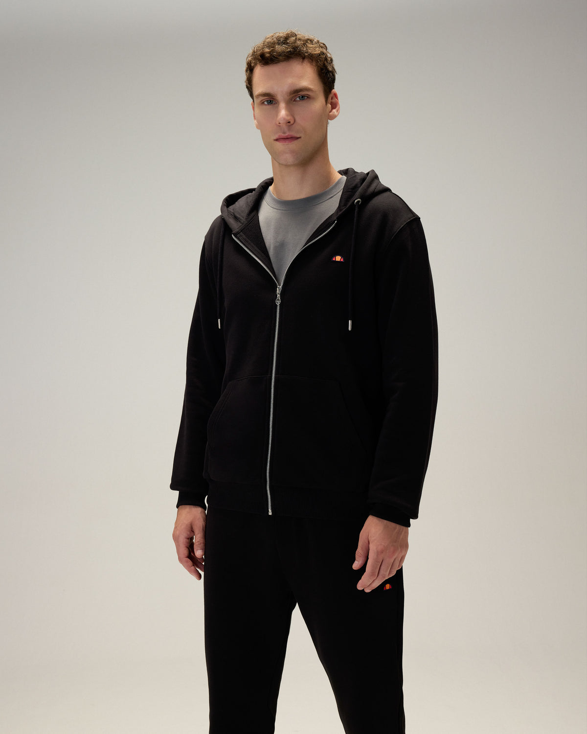 Ellesse Fermuarlı Kapüşonlu Sweatshirt 5WM2581-BK