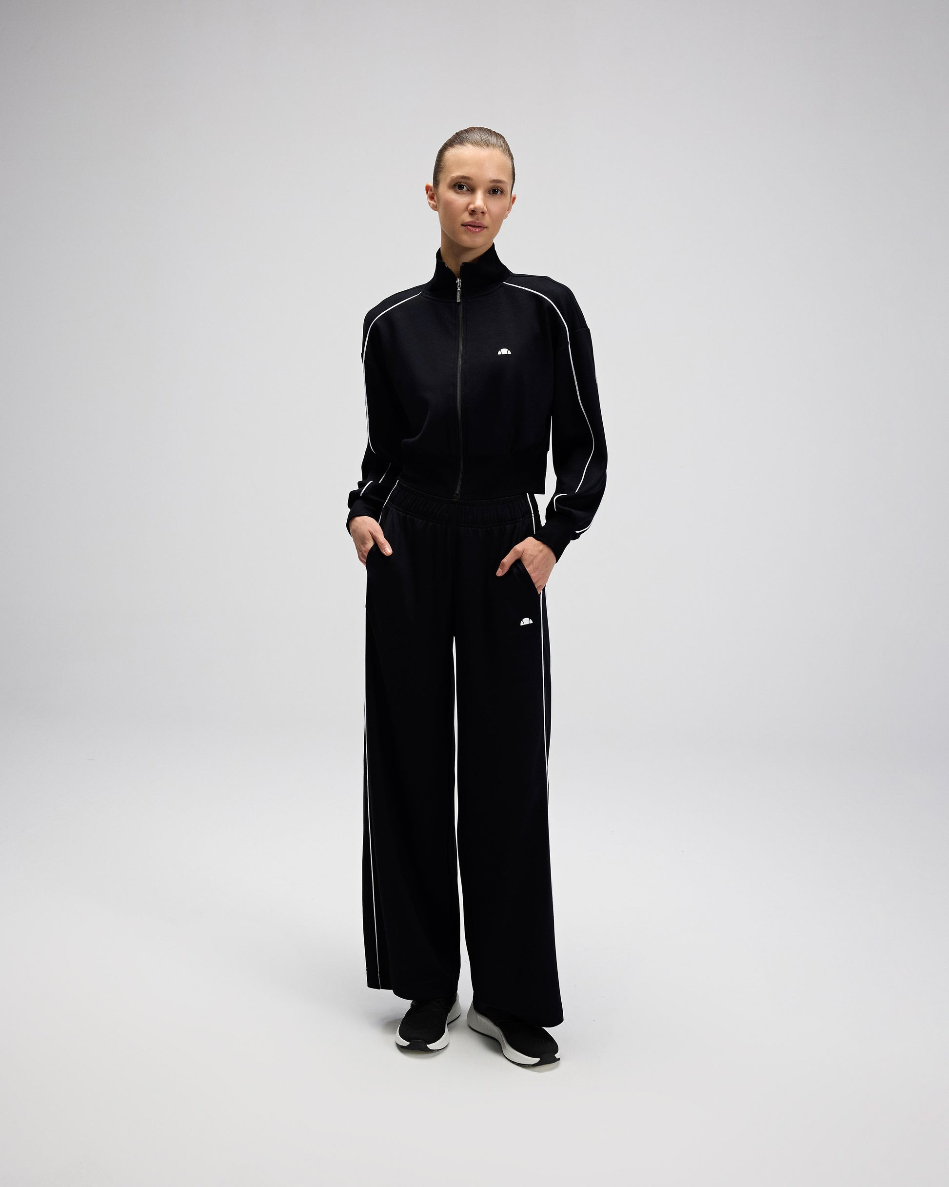 Ellesse Kadın Fermuarlı Sweat EF547-BK