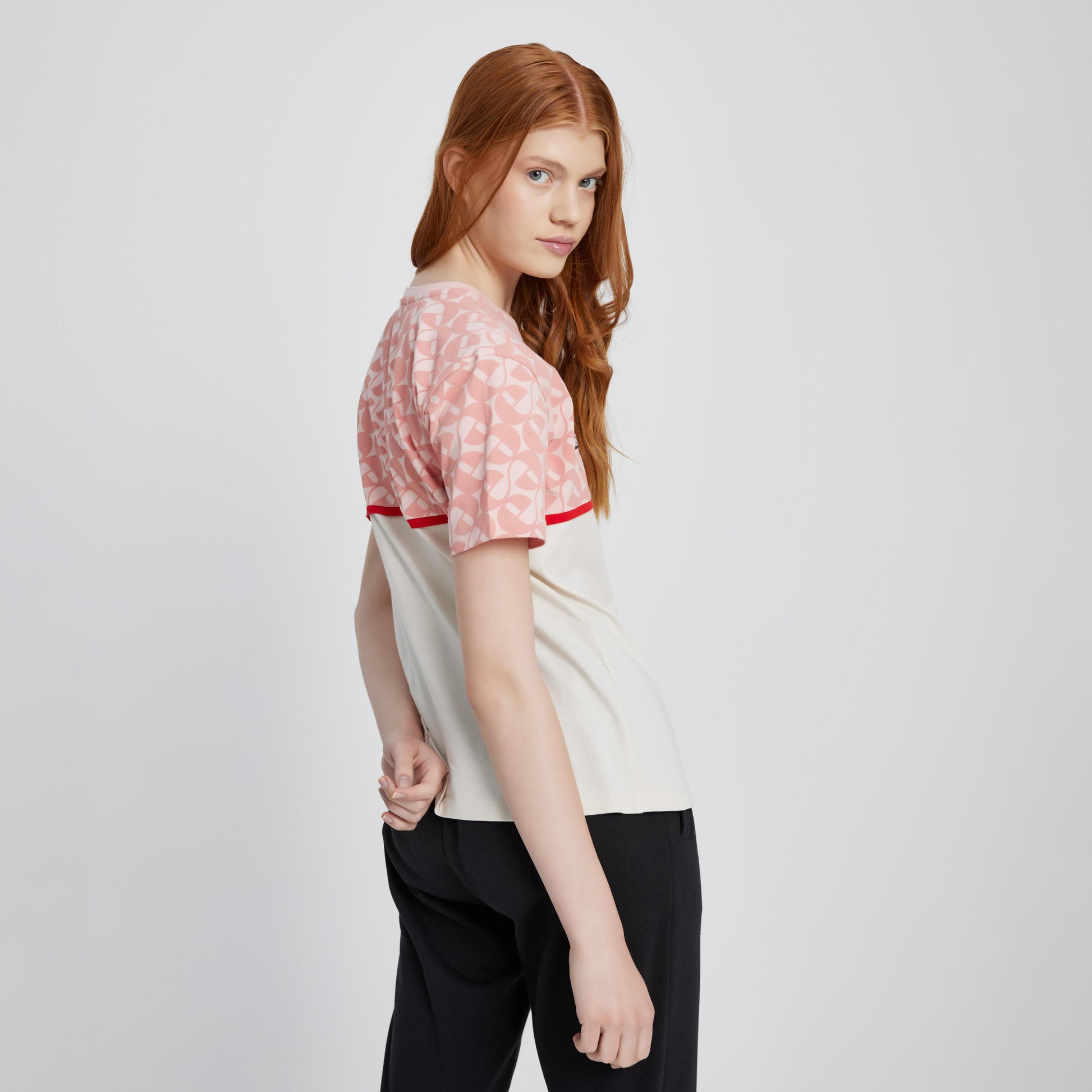 Ellesse Kadın Tişört EF065-ECR