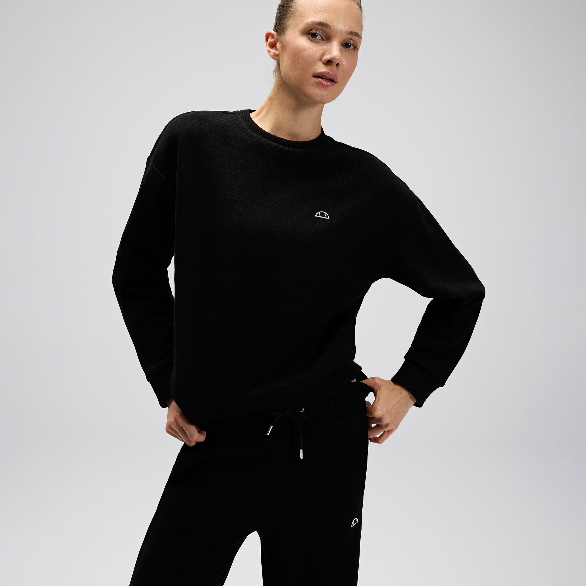 Ellesse Kadın Sweatshirt EF540-BK
