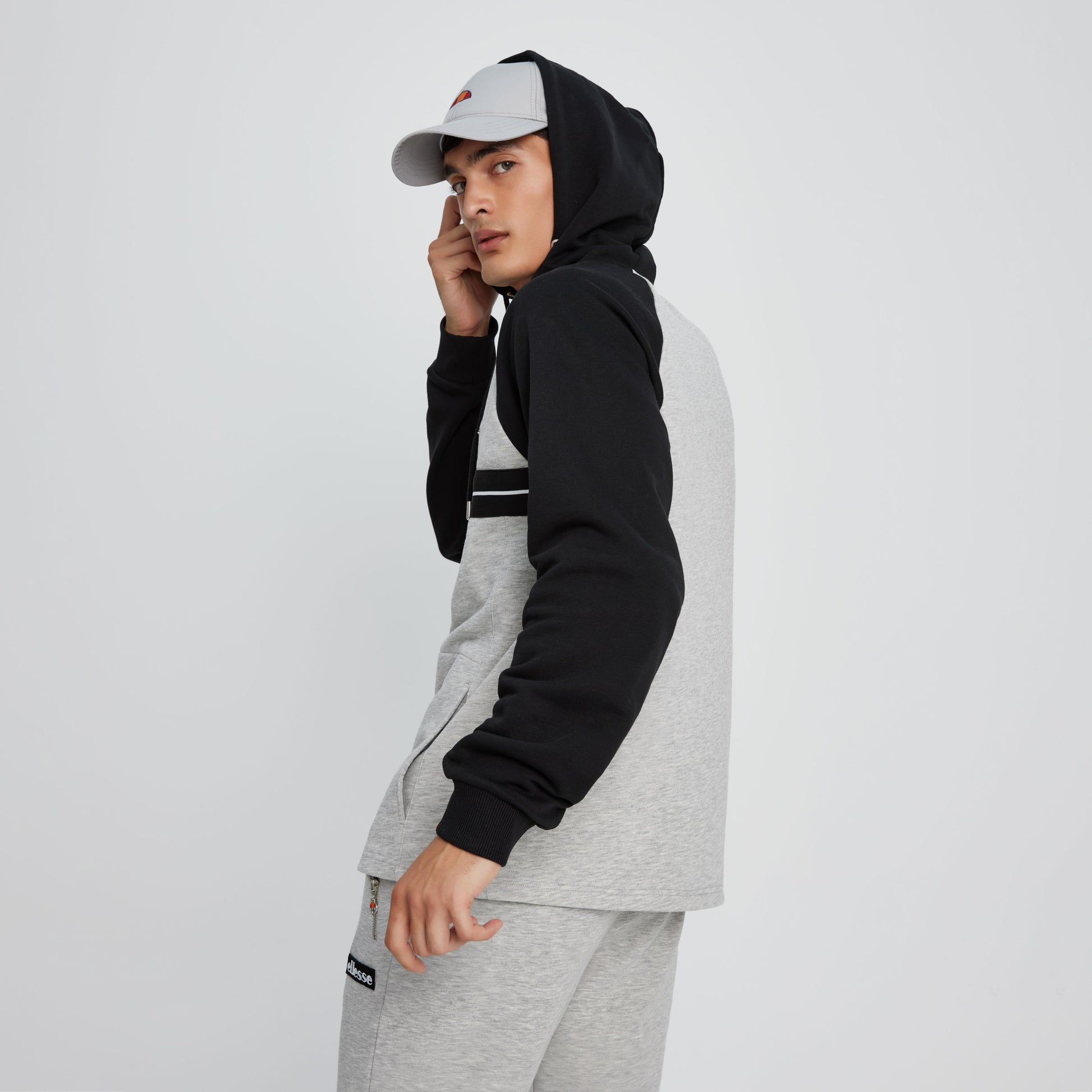 3/4 Fermuarlı Ellesse Erkek Kapüşonlu Sweatshirt EM080-GR