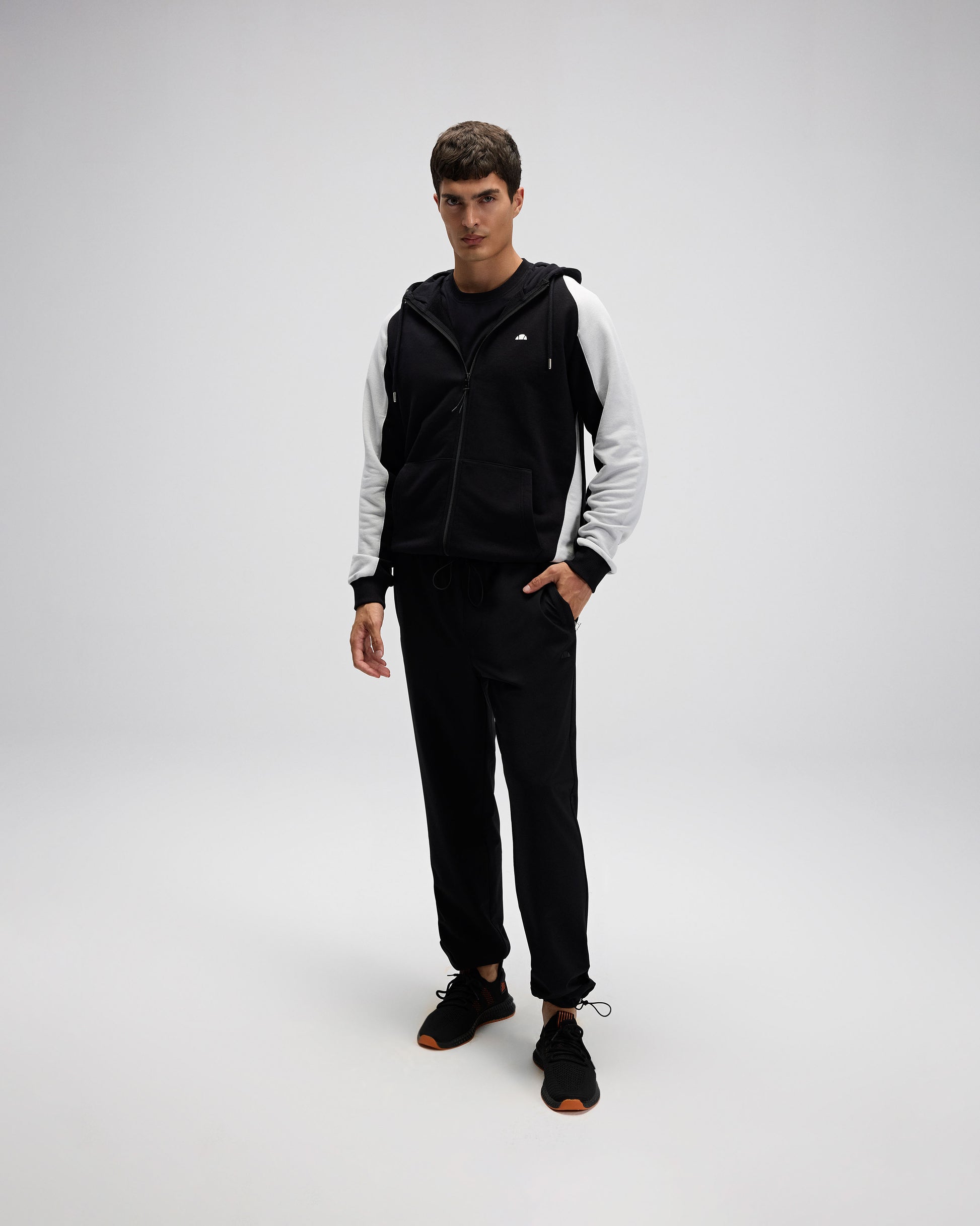 Ellesse Erkek Fermuarlı Kapüşonlu Sweat EM560-BK
