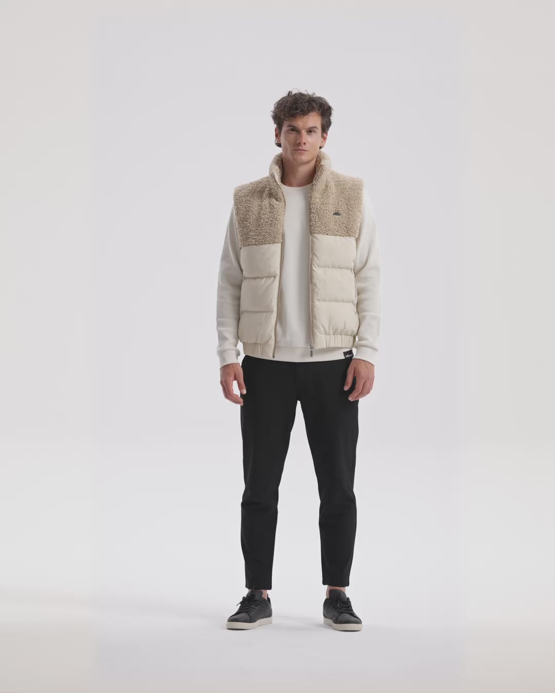 Ellesse Erkek Dolgulu Yelek EM532-BG