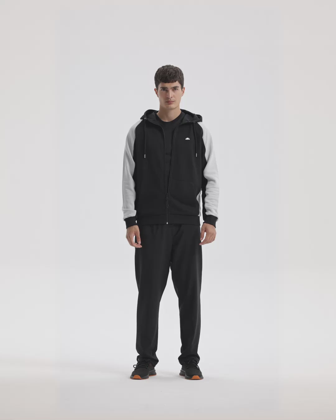 Ellesse Erkek Fermuarlı Kapüşonlu Sweat EM560-BK